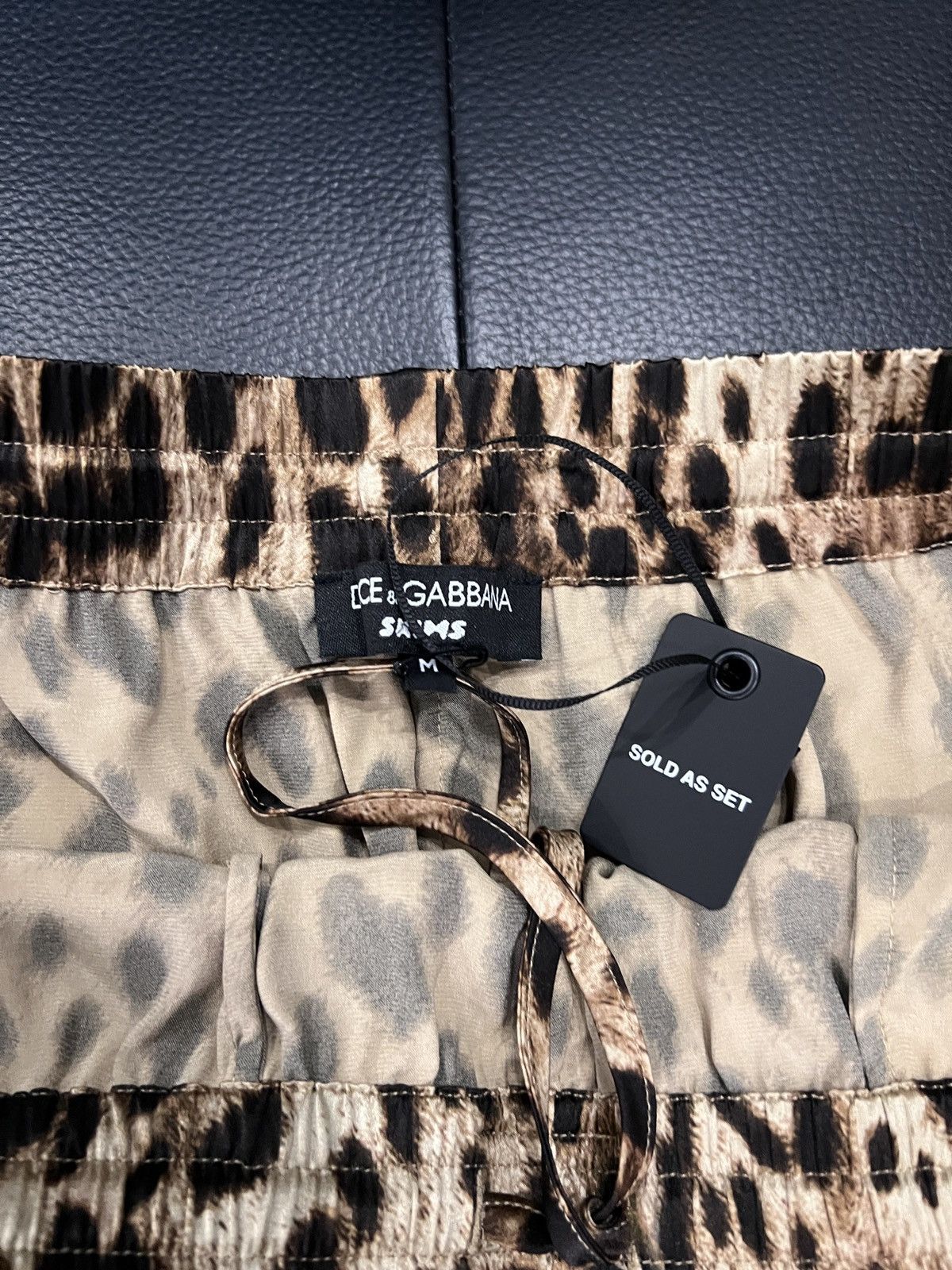 Dolce & Gabbana Dolce & Gabbana by SKIMS FW24 Silk Leopard Print Set Size US M / EU 48-50 / 2 - 21 Thumbnail