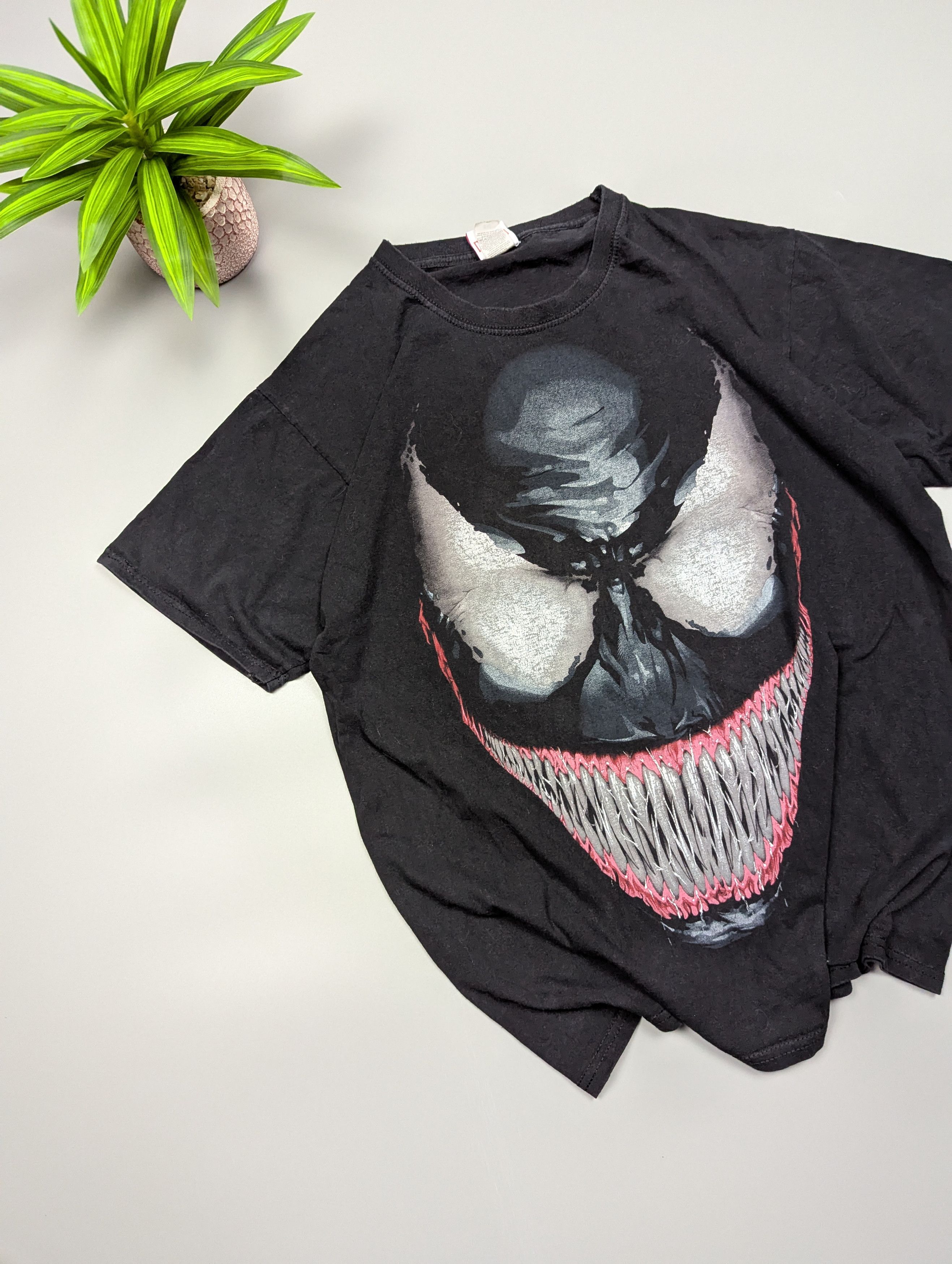 Marvel Comics Y2K Marvel Venom Bravado Tee Men’s L Black Vintage Grunge Size US L / EU 52-54 / 3 - 2 Thumbnail