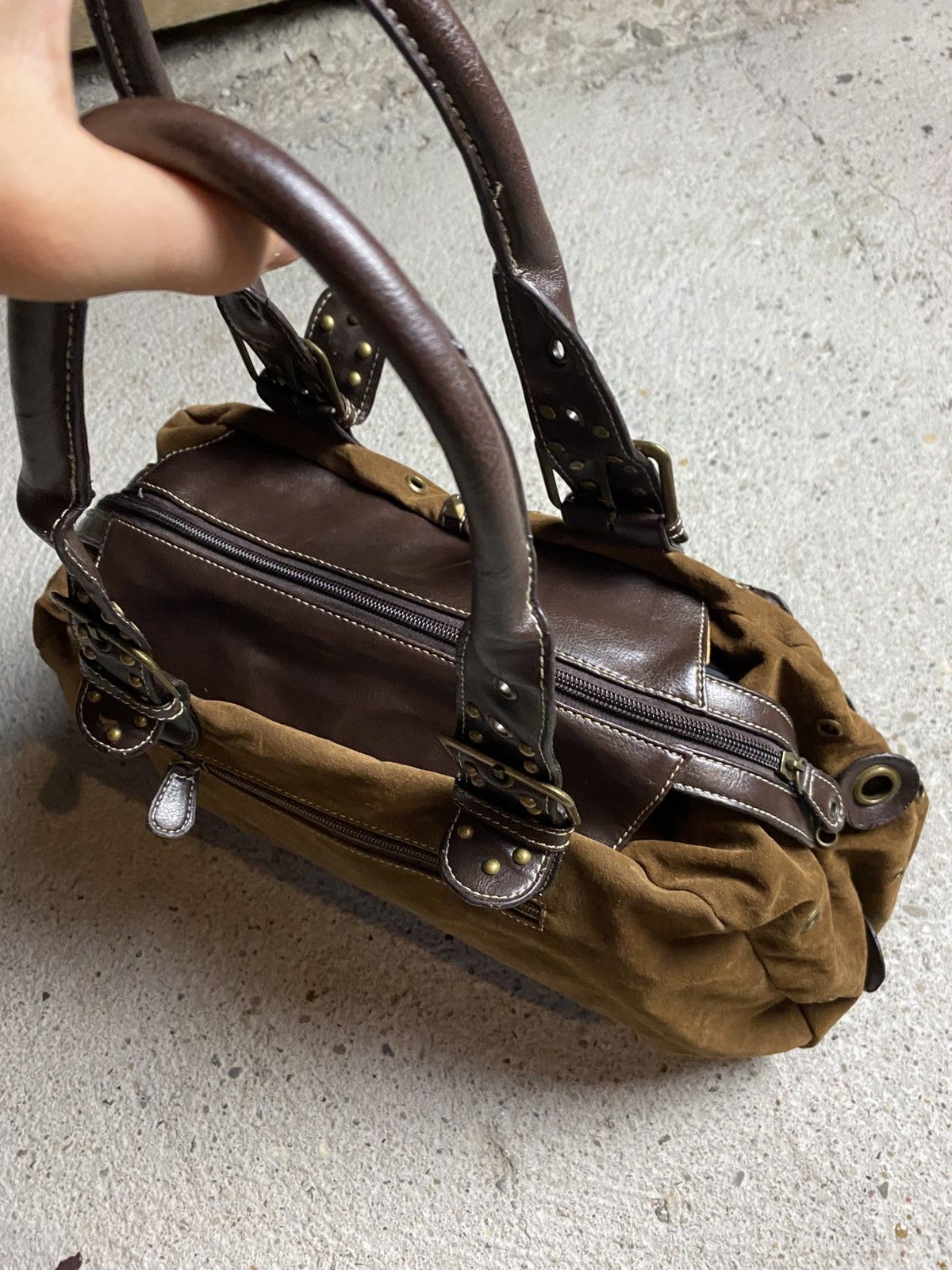 Vintage Vintage suede handbag shoulder bag y2k archive avant garde Size ONE SIZE - 13 Thumbnail