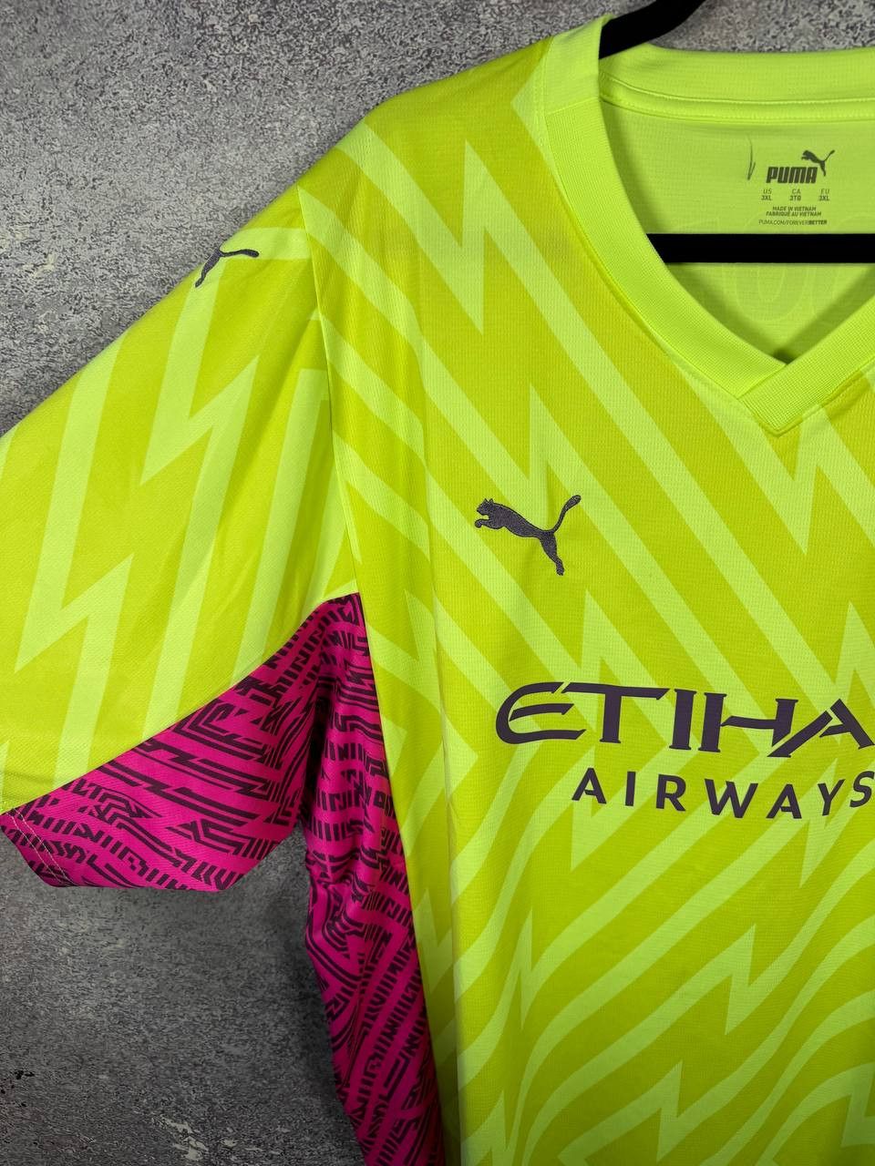Puma × Vintage Manchester City 2023/24 GK Third Puma Soccer Jersey Size US XXL / EU 58 / 5 - 8 Thumbnail