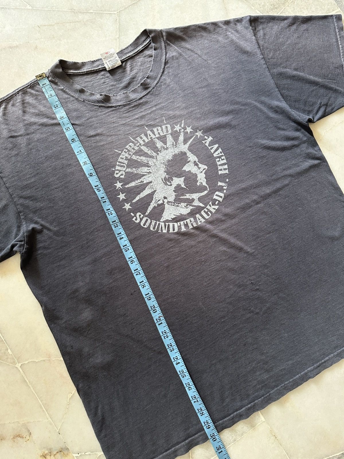 Vintage 2000’s SOUNDTRACK - DJ - HEAVY DESTROYED THRASHED SHIRT Size US XL / EU 56 / 4 - 8 Thumbnail