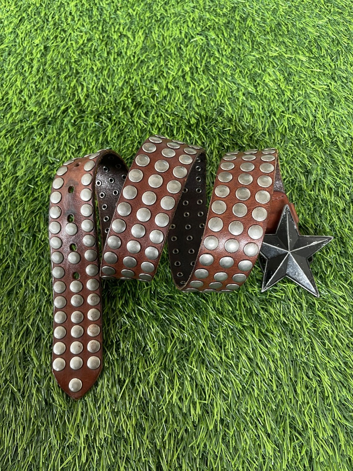 Hollywood Trading Company Vtg Belt🔥HOLLYWOOD TRADING COMPANY🔥Studded Start Buckle Size 34 - 3 Thumbnail