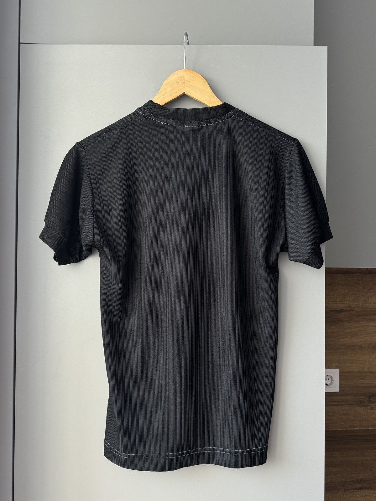Versace Jeans Couture × Vintage Versace Jeans Couture Vintage Baggy Print Logo t shirt Size US S / EU 44-46 / 1 - 7 Thumbnail