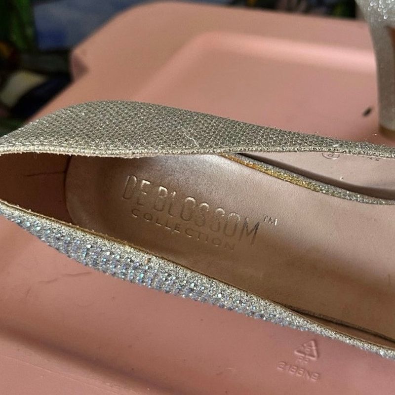 Other de blossom collection jonny silver rhinestone heels Size US 8 / IT 38 - 3 Thumbnail