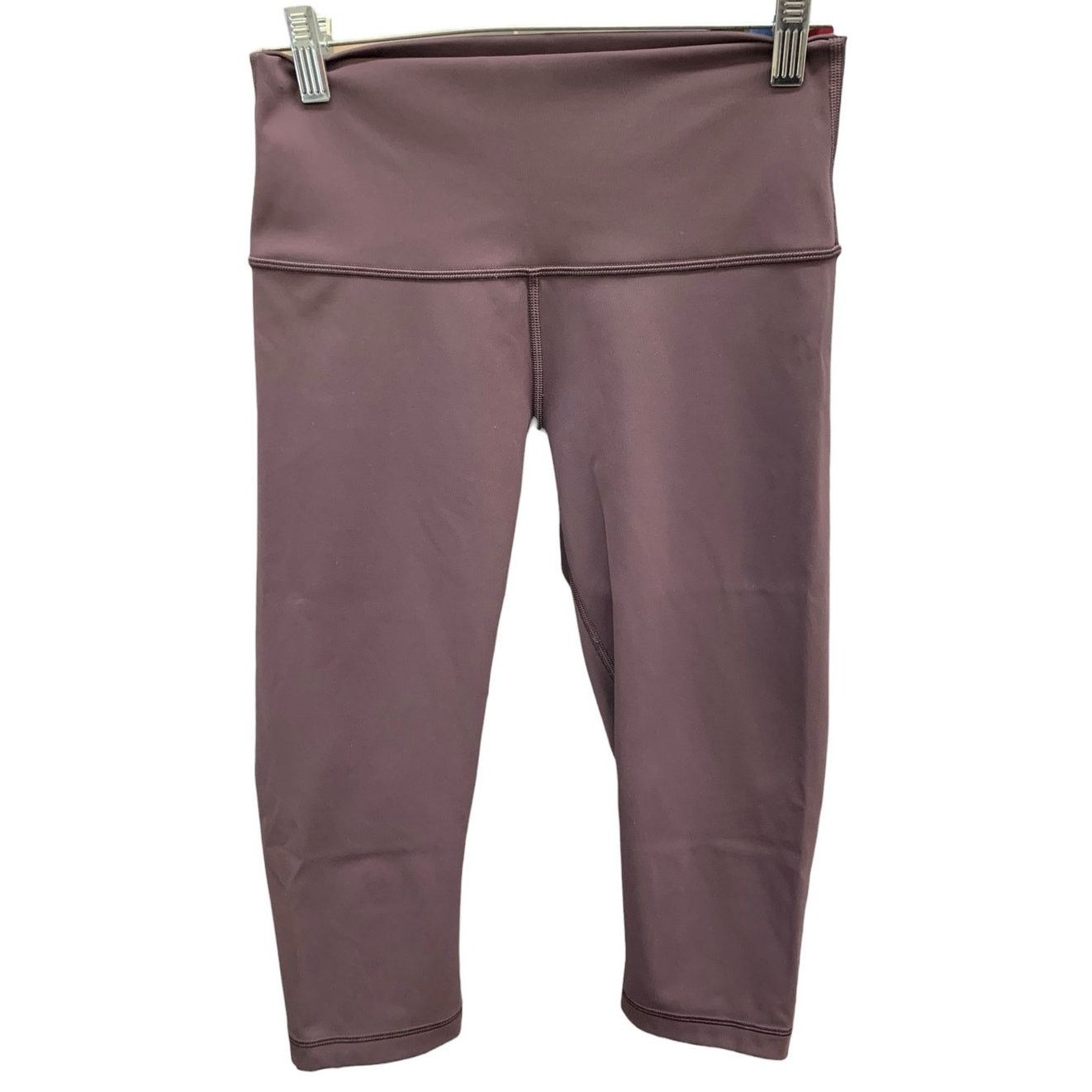 Lululemon Lululemon Maroon crop Leggings 16" Size 6 Size 28" / US 6 / IT 42 - 1 Thumbnail