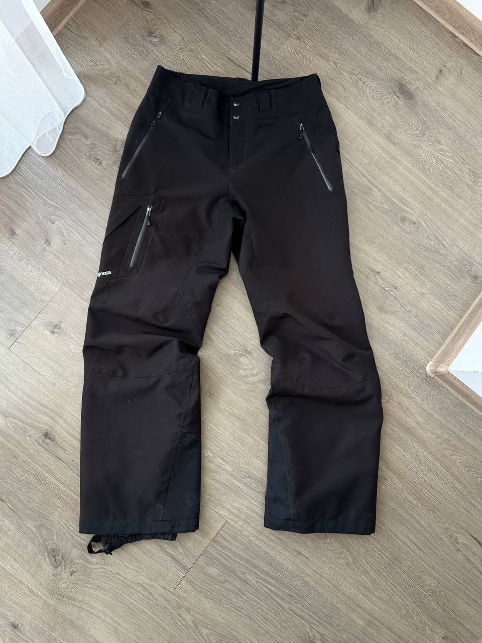 Patagonia × Vintage Vintage Patagonia Outdoor Black Ski Pants Size 28" / US 6 / IT 42 - 7 Thumbnail