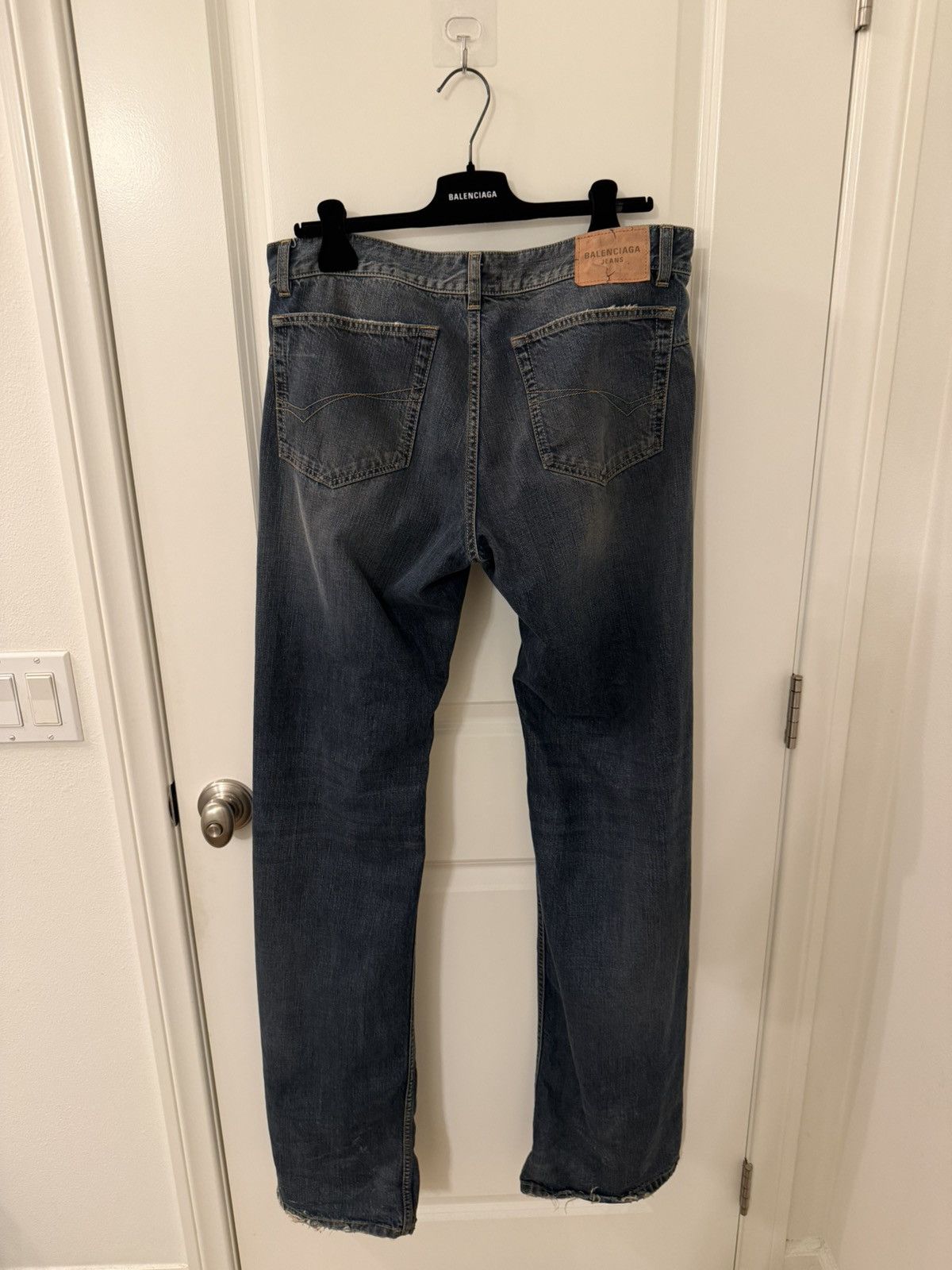 Balenciaga Balenciaga low waist jeans Size US 34 / EU 50 - 2 Thumbnail