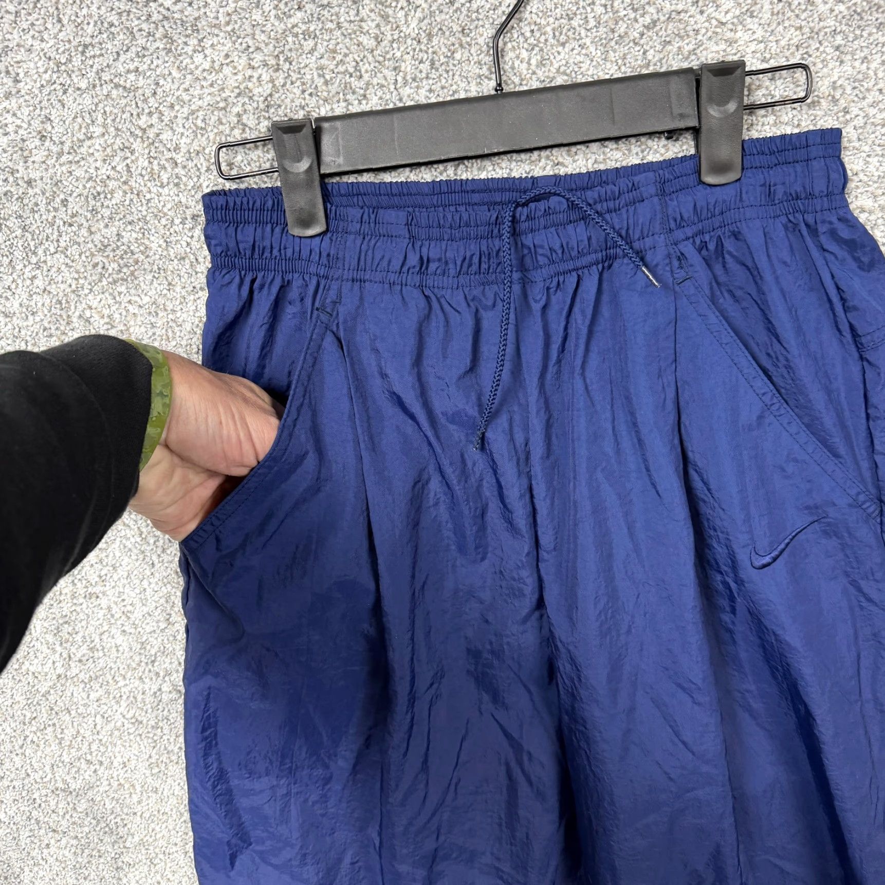 Nike VINTAGE Nike Track Pants Mens Small Blue Nylon Zip Ankle Cuff 25x30.5 Size US 29 - 5 Thumbnail