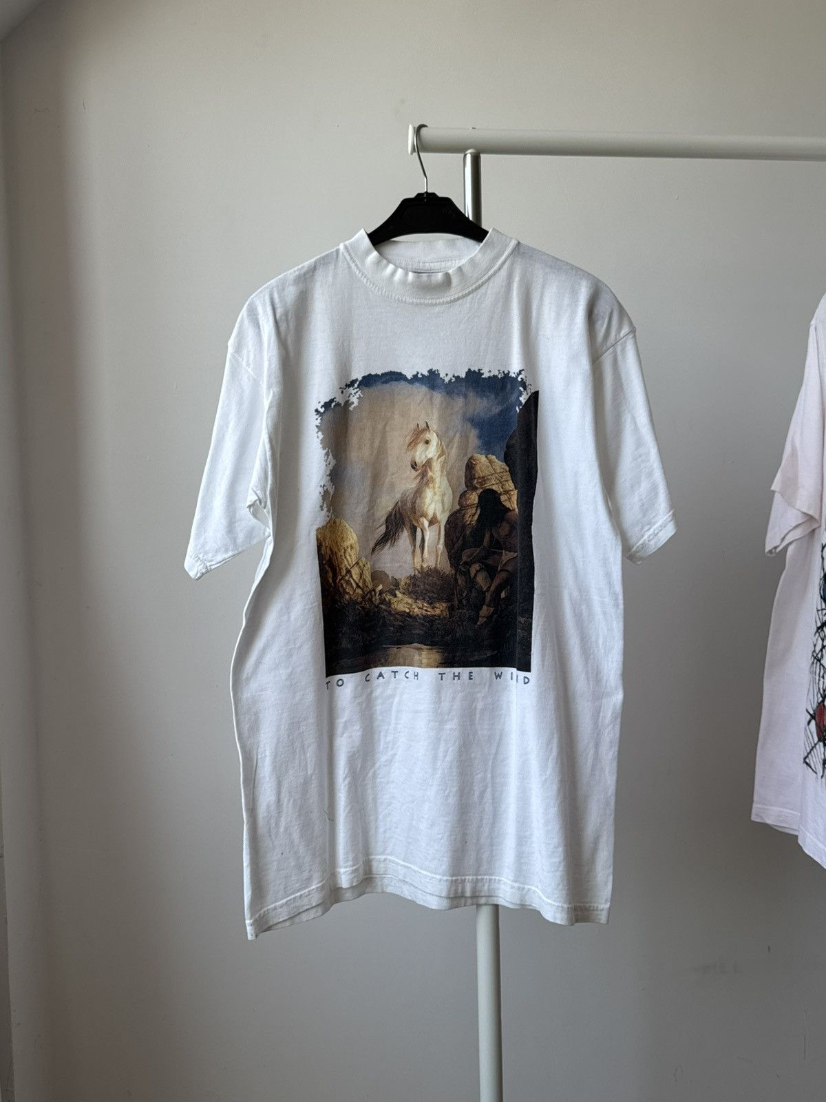 Vintage Vintage Tarzan "To Catch The Wind" Movie T-shirt Size US S / EU 44-46 / 1 - 1 Thumbnail