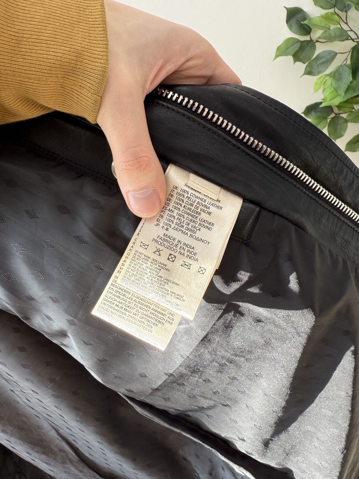 Diesel Vintage Diesel Mens Black Leather Jacket Patch Details Size US L / EU 52-54 / 3 - 10 Thumbnail