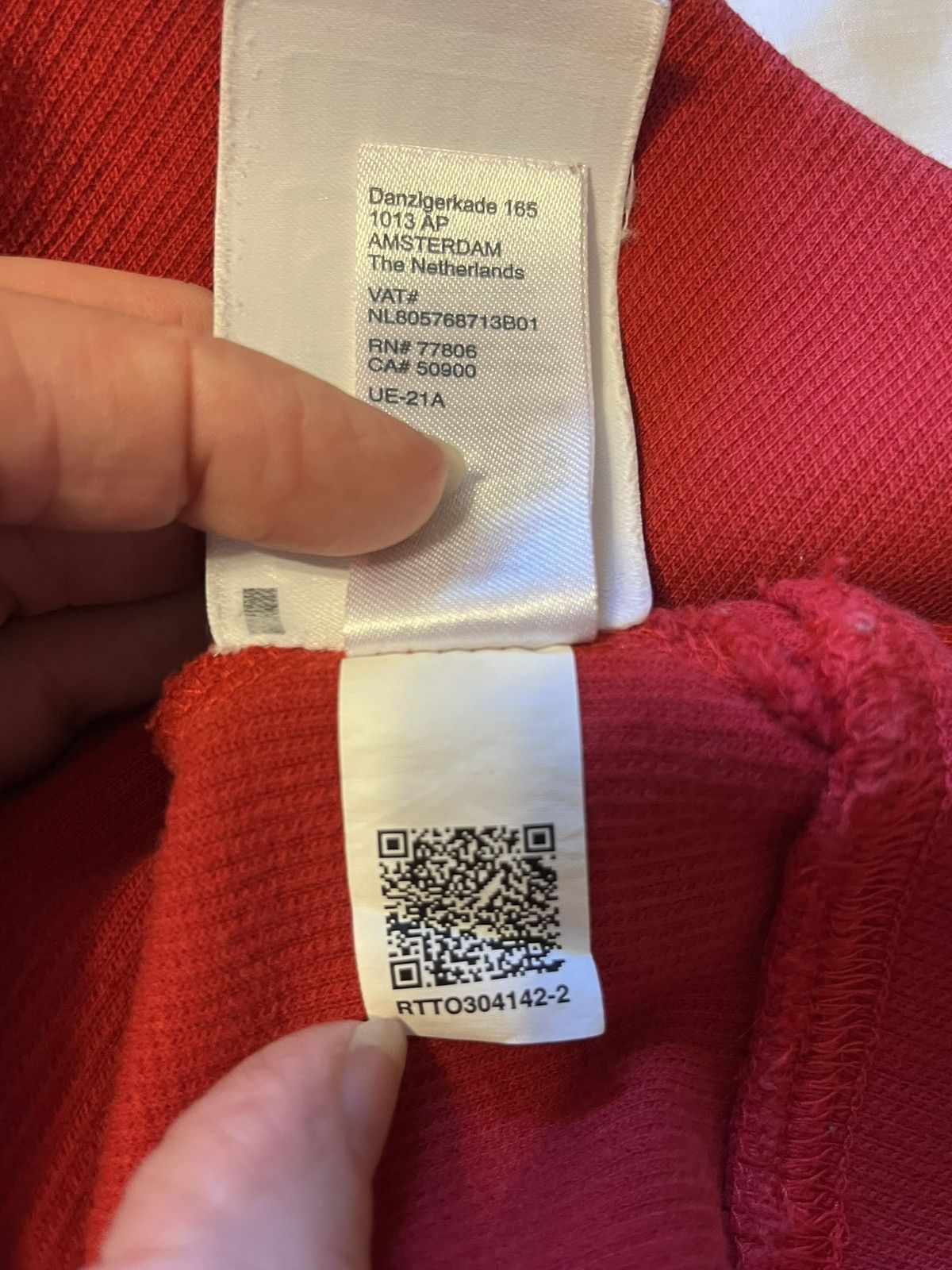 Tommy Hilfiger Worn by D1 basketball player 6’8” 210 Size US L / EU 52-54 / 3 - 8 Thumbnail