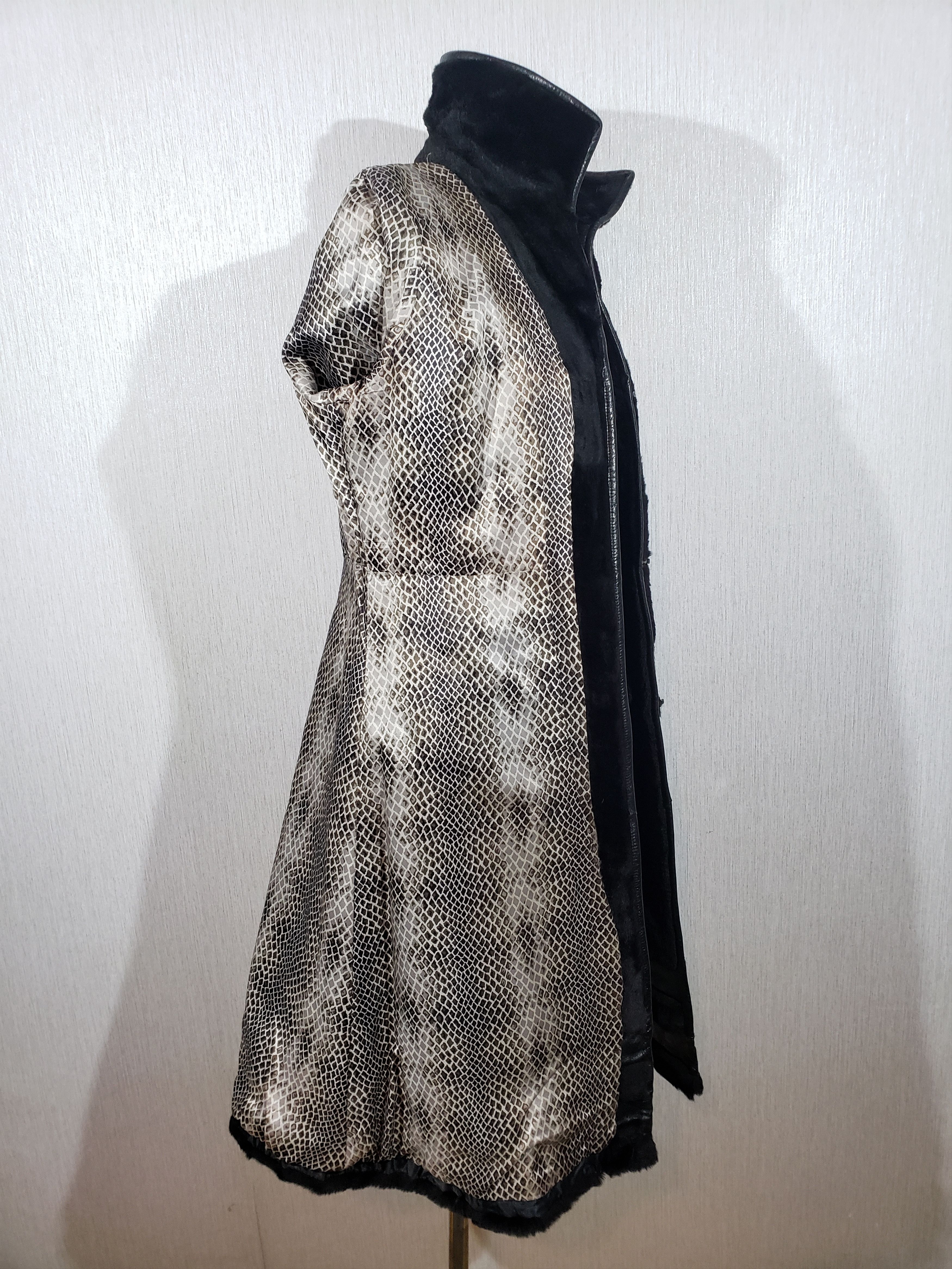 Other Black women's fur coat with sheared fur. Size M / US 6-8 / IT 42-44 - 8 Thumbnail