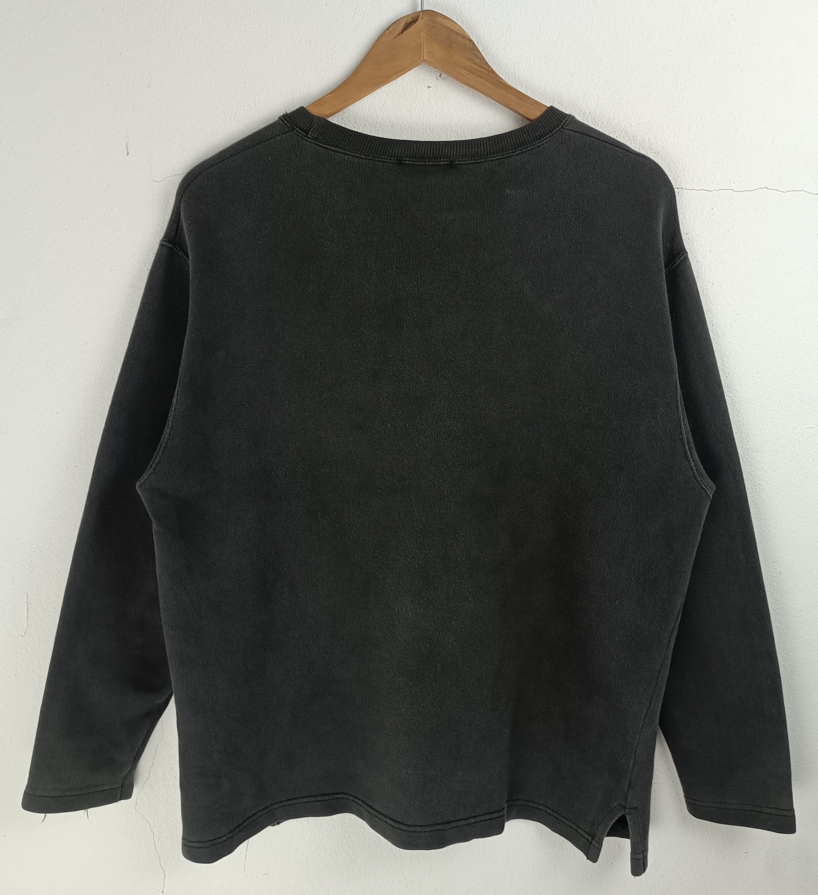 Fendi VINTAGE 90'S FENDI SMALL SPELLOUT CLASSIC LOGO VERY RARE Size US M / EU 48-50 / 2 - 4 Thumbnail