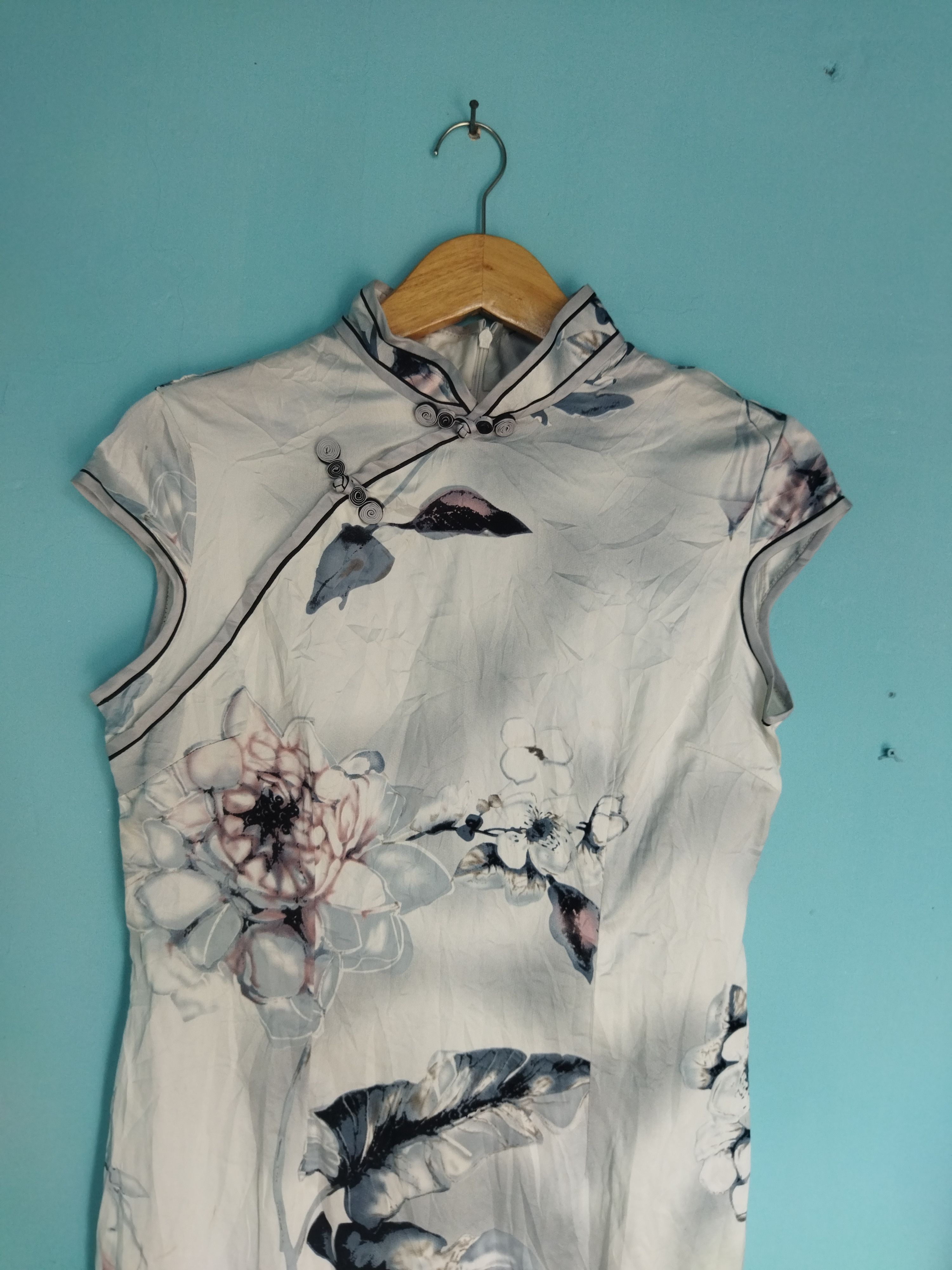 Japanese Brand Floral Qipao Cheongsam Dress – Classic Chinese Style Size M / US 6-8 / IT 42-44 - 2 Thumbnail