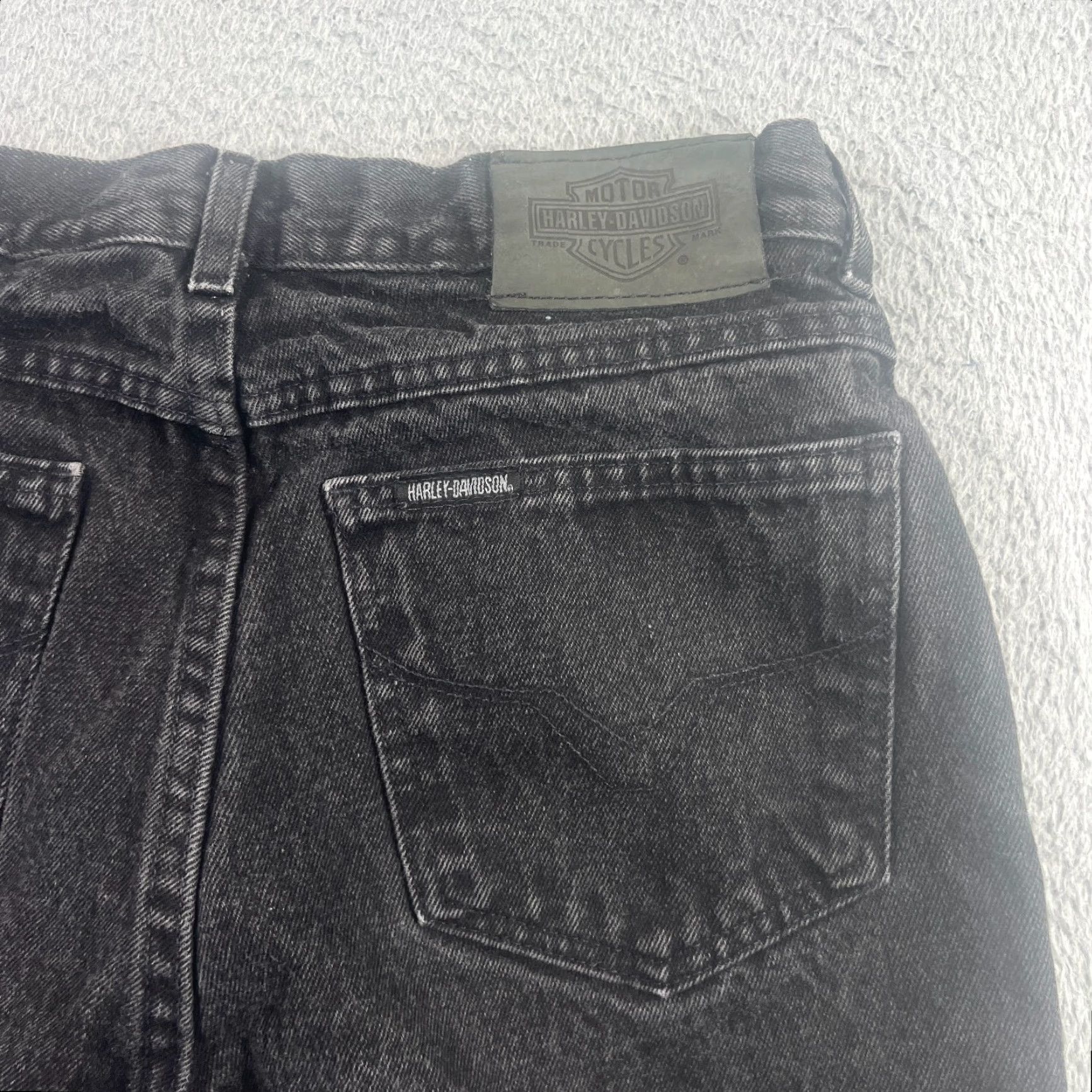 Harley Davidson VINTAGE Harley-Davidson Denim Shorts 31 Black Y2K 90s Skater Workwear Mens Size US 31 - 6 Thumbnail