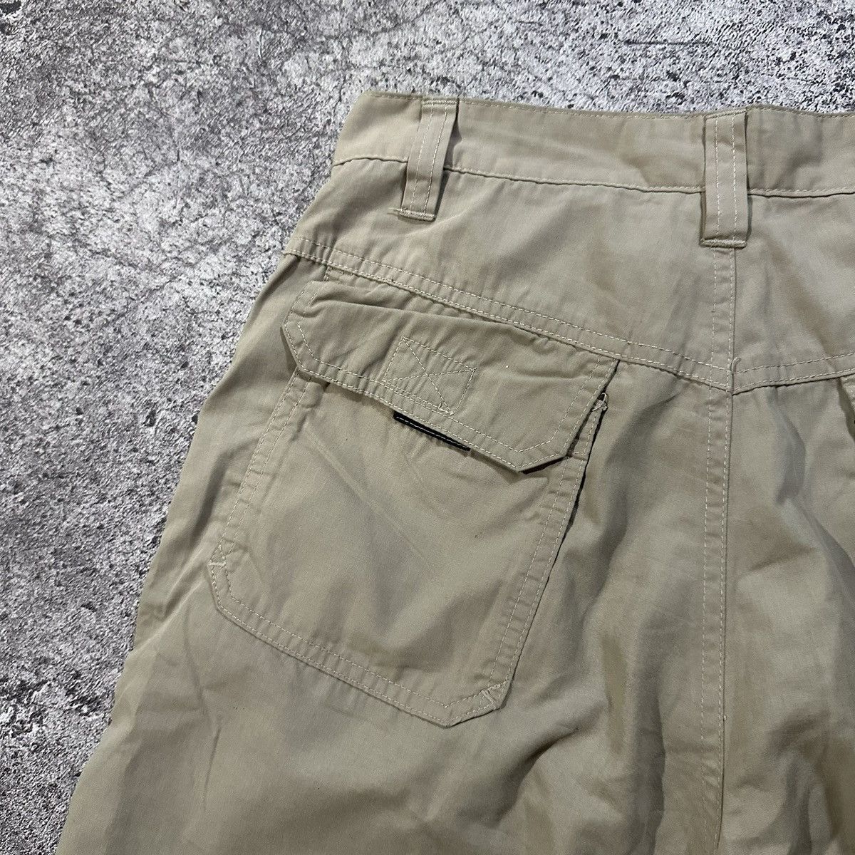 No Fear Vintage Y2K No Fear Nylon Multi Pocket Shortpants Size US 30 / EU 46 - 10 Thumbnail
