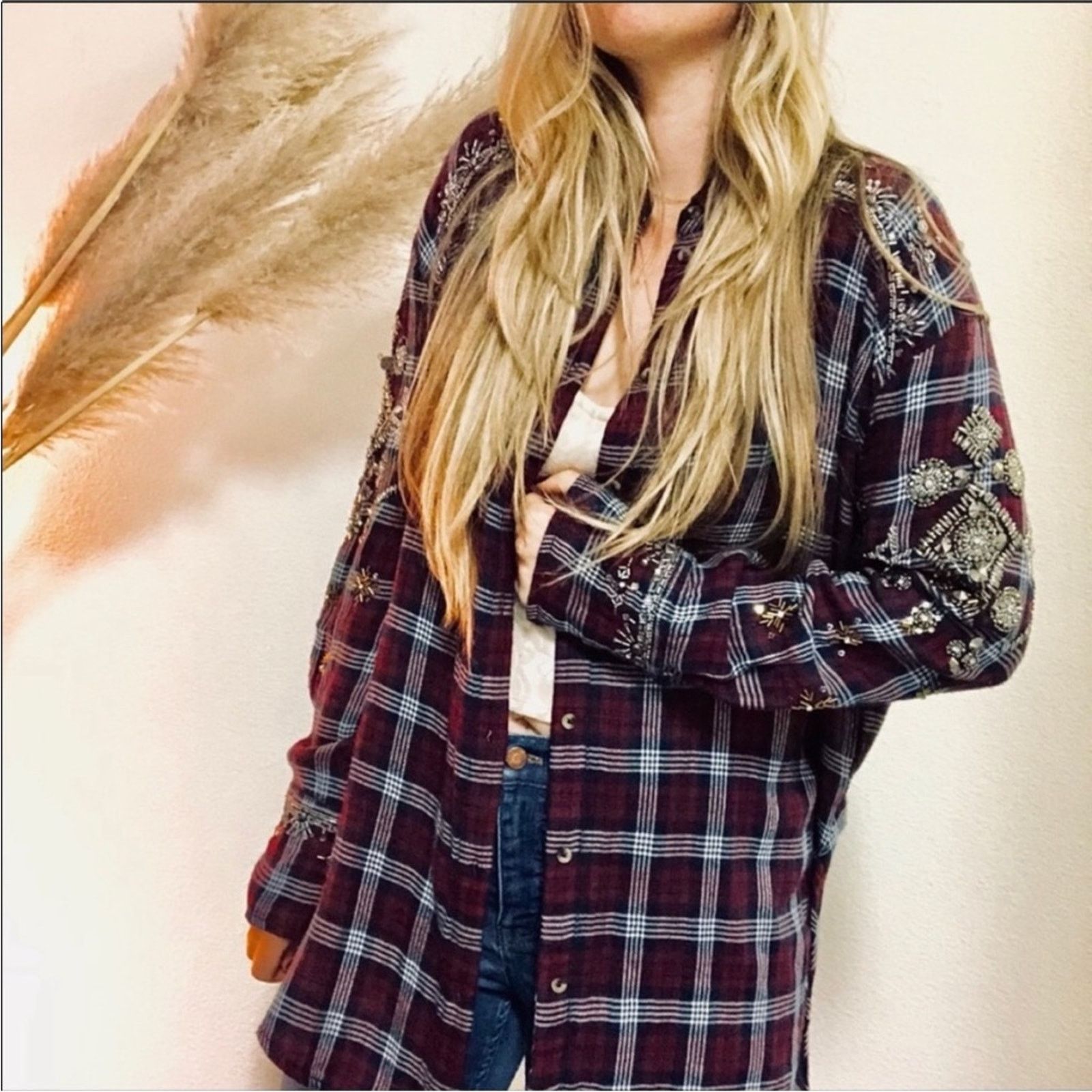 Free People FREE PEOPLE Sequin Bead Oversized Red Flannel Plaid Shirt Size XS / US 0-2 / IT 36-38 - 7 Thumbnail