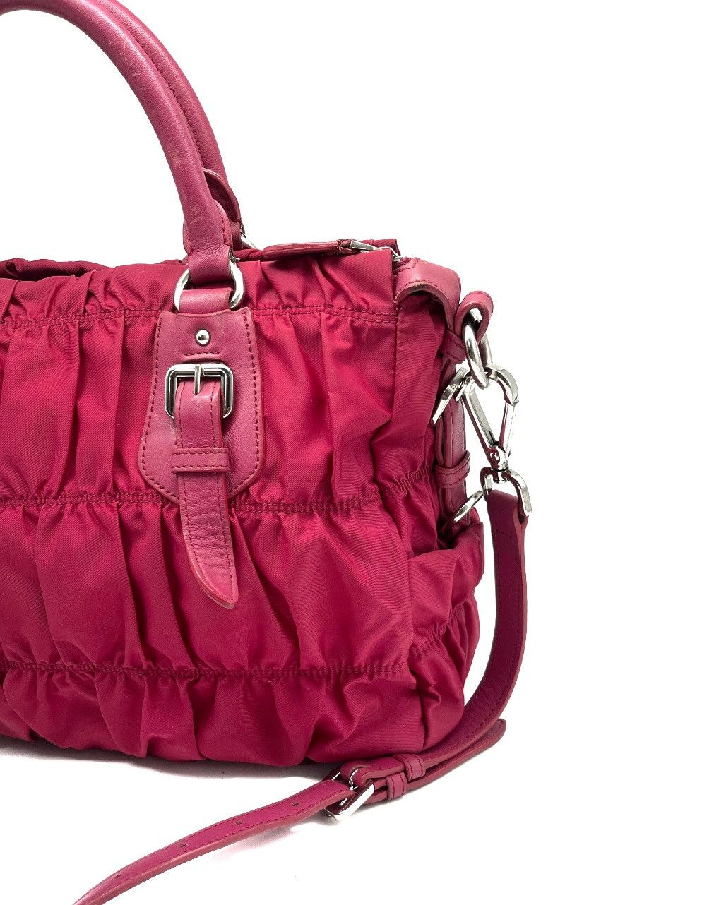 Prada Authentic PRADA Gaufre Shoulder Bag Size ONE SIZE - 7 Thumbnail