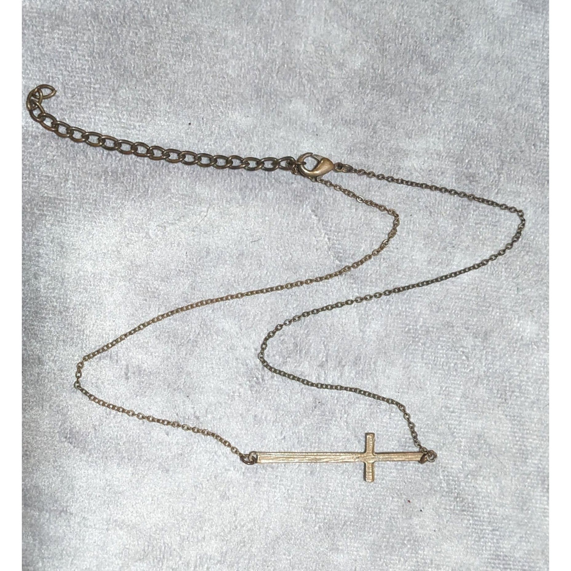 Other Antiqued Gold Sideways Cross Pendant Necklace Size ONE SIZE - 7 Thumbnail