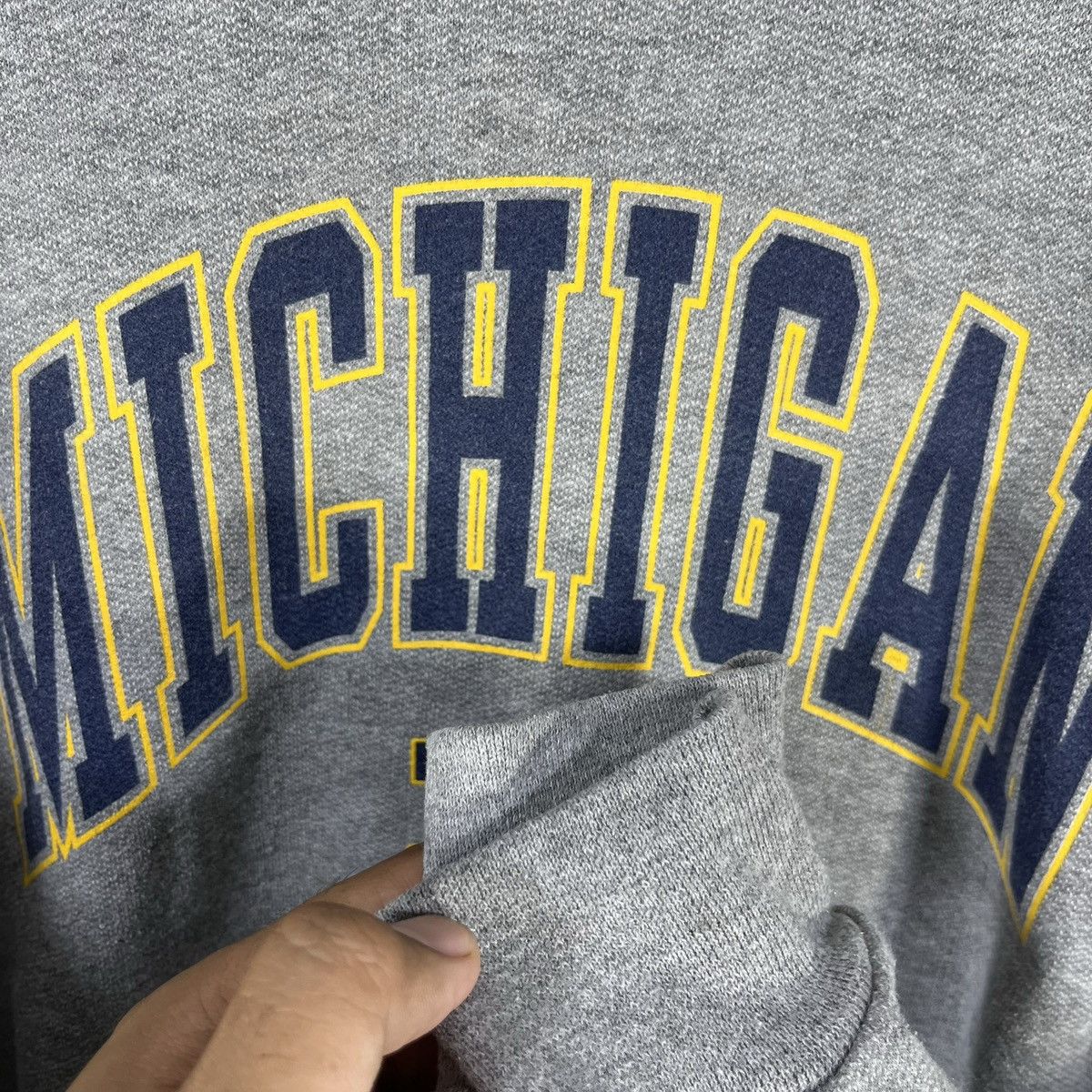 Vintage VINTAGE Y2K MICHIGAN SPELLOUT PRINTED UNIVERSITY MICHIGAN Size US L / EU 52-54 / 3 - 7 Thumbnail
