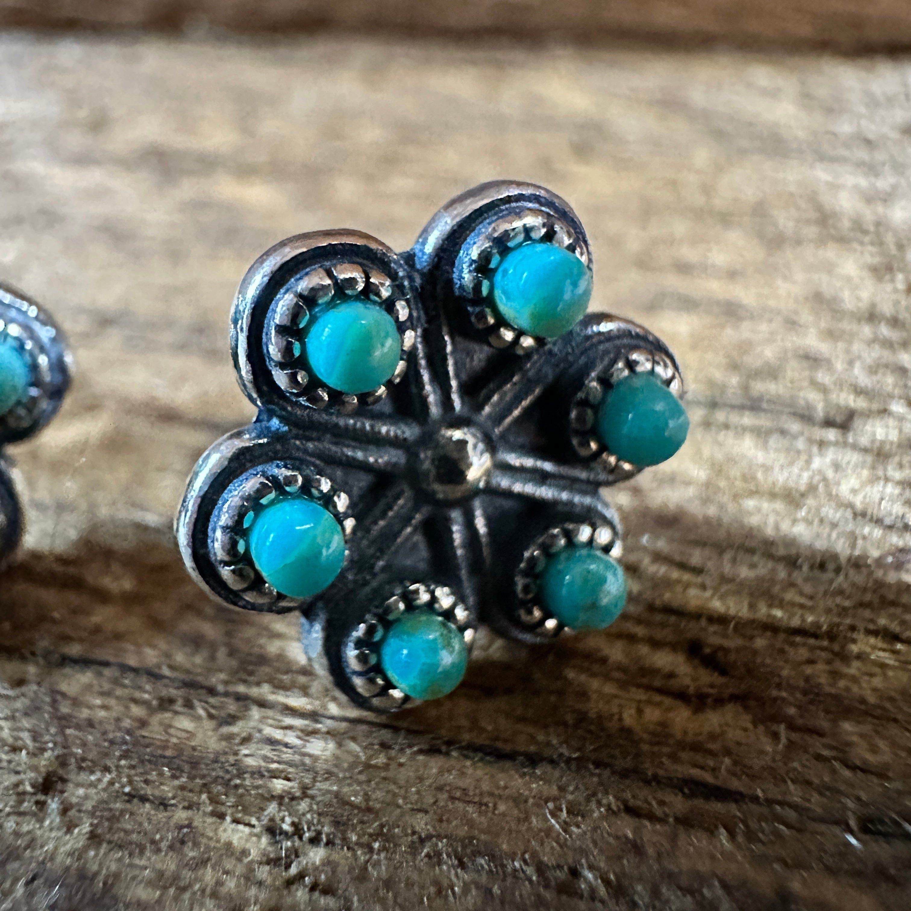 Other Iris Blossom Turquoise Silver Studs Size ONE SIZE - 4 Thumbnail
