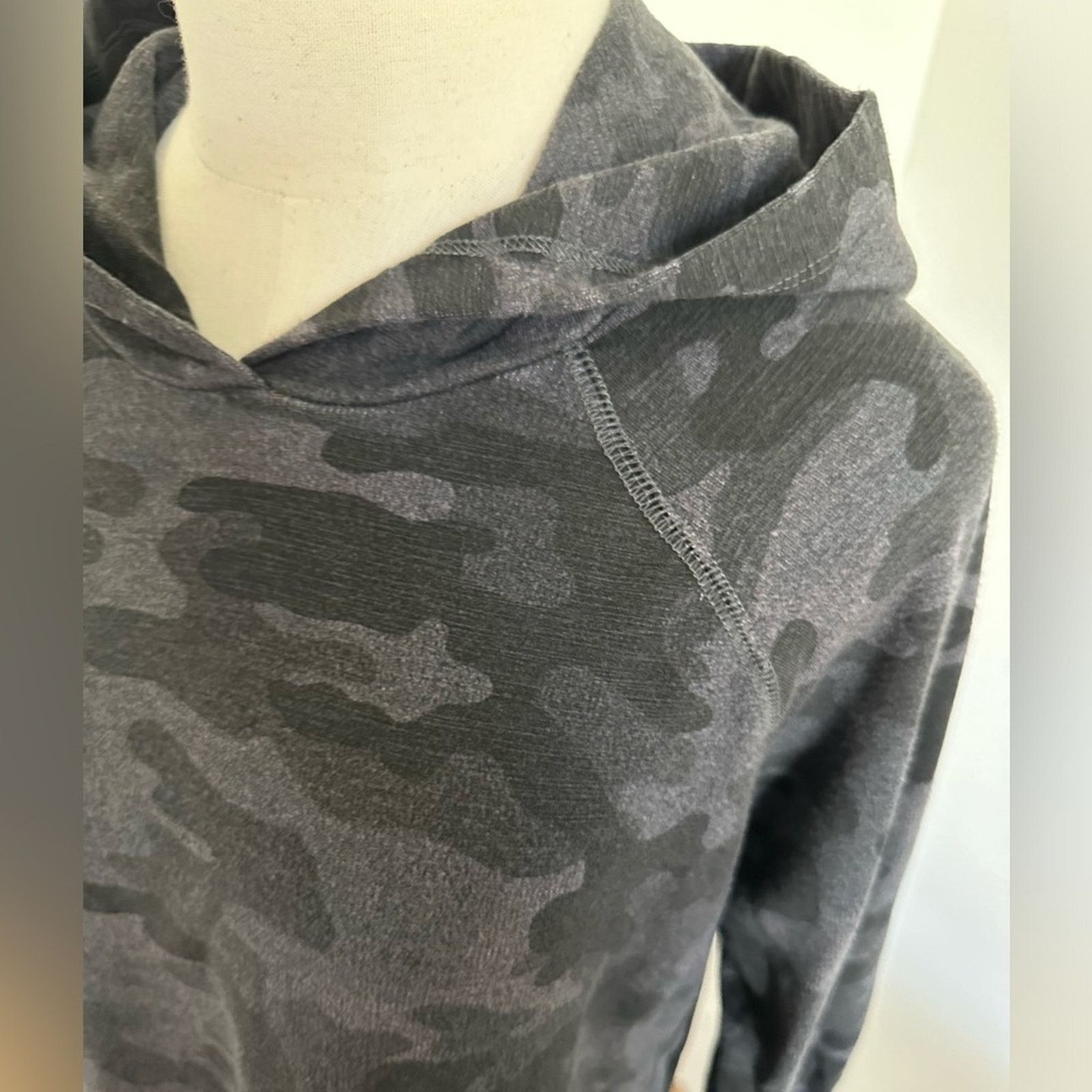 Sundry Sundry Soft Camo Stripe Sleeve Hoodie - size 2 Size M / US 6-8 / IT 42-44 - 5 Thumbnail