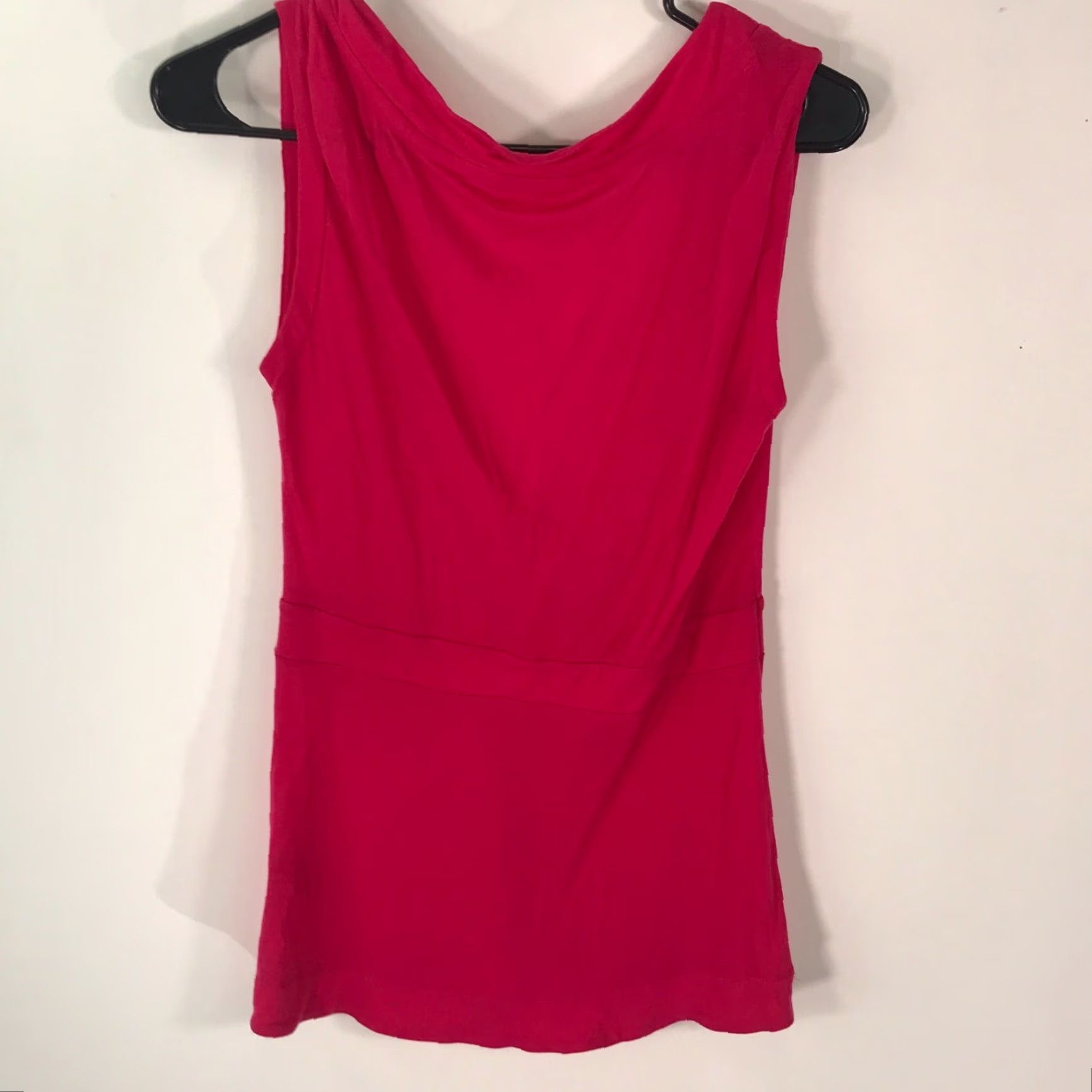 Puma Puma Womens V Neck Sleeveless Empire Waist Pullover Pink Tank Blouse Size Medium Size M / US 6-8 / IT 42-44 - 2 Thumbnail