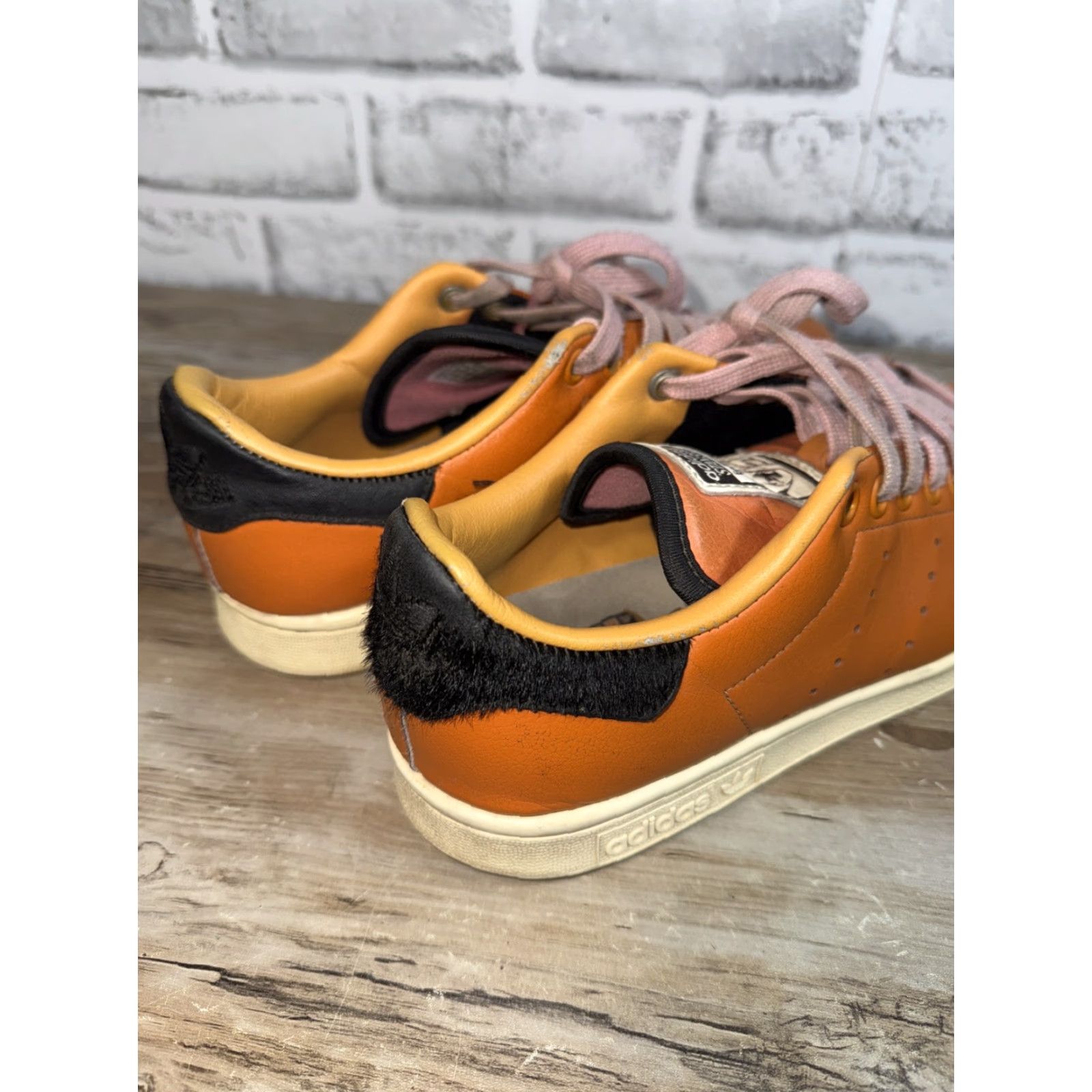 Adidas **Lion King Scar Adidas Stan Smith Mens Orange Size 6 Sneaker** User: **Scar Lion King Adidas Stan Smith Mens Orange Size 6 Sneaker** Size US 6 / EU 39 - 6 Thumbnail