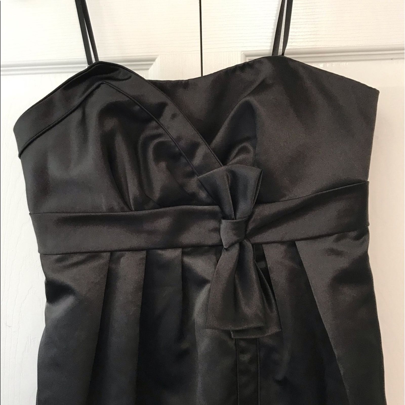 Bcbgmaxazria BCBG Paris black satin cocktail dress Size 10 Size L / US 10 / IT 46 - 4 Thumbnail