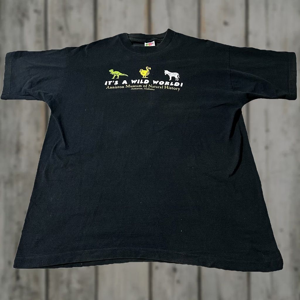 Fruit Of The Loom VINTAGE 90s It’s A Wild World Anniston Museum Of Natural History Shirt XL Men Black T-Shirt Size US XL / EU 56 / 4 - 1 Thumbnail
