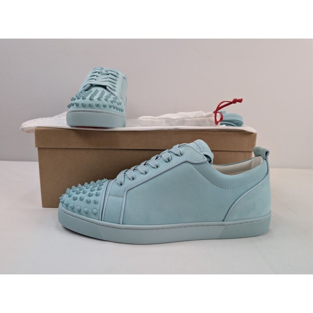 Christian Louboutin o1rshd1 Louis Junior Spikes Sneakers in Iceberg Size US 12.5 / EU 45-46 - 20 Thumbnail