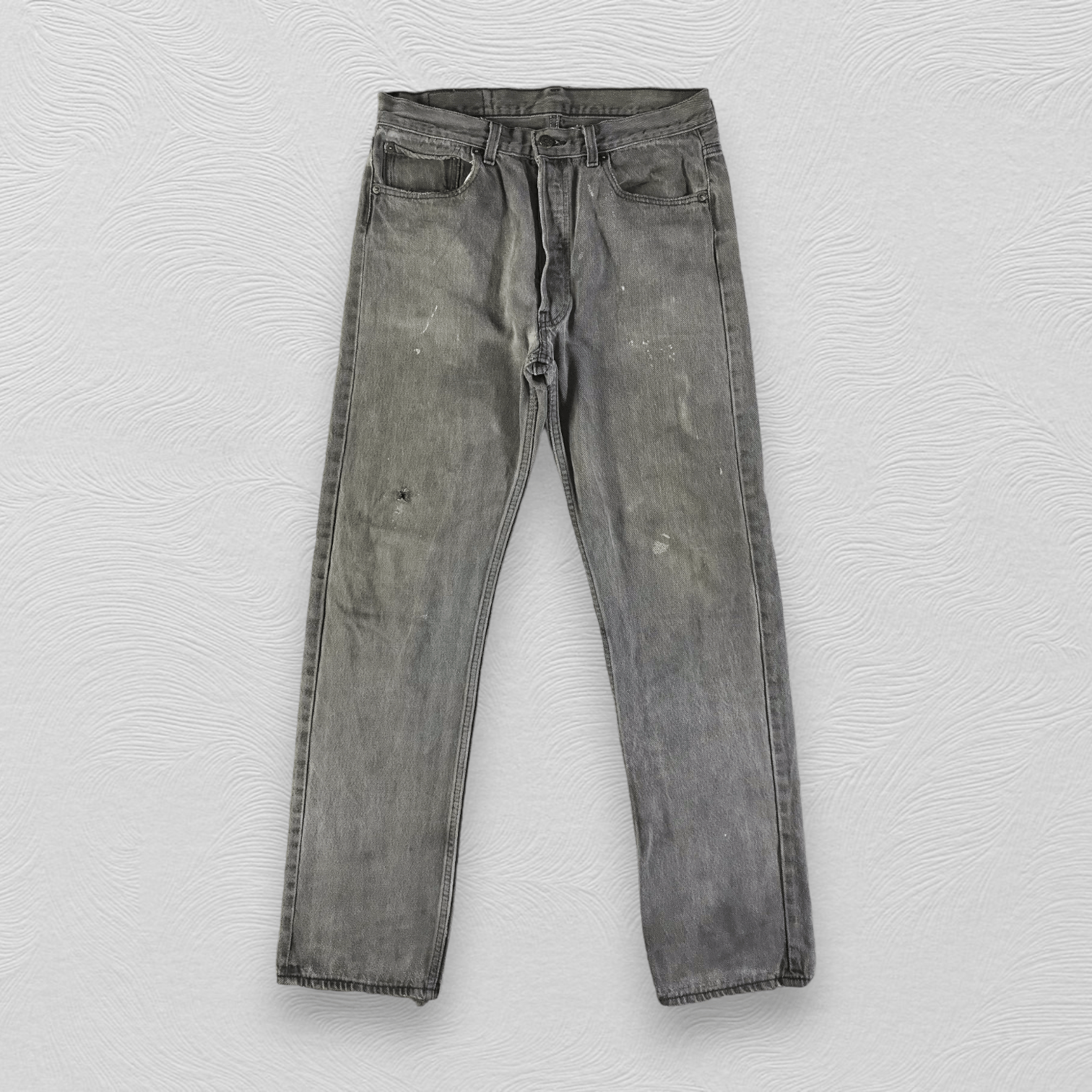 Levi's Vintage Levis 501 Jeans Faded Black Denim KJ2433 Size US 32 / EU 48 - 1 Thumbnail