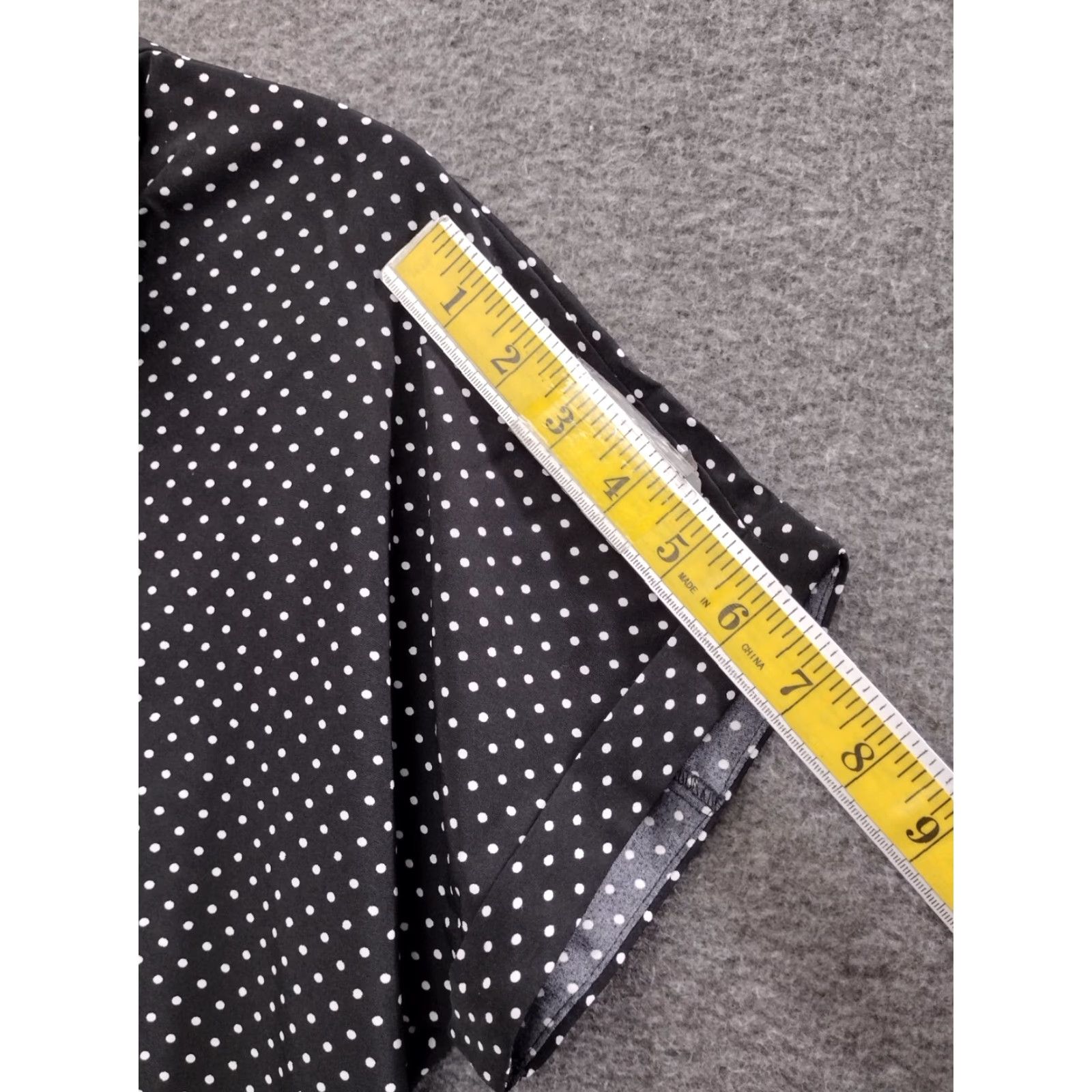 Shein Shein Women’s Button Up Blouse Shirt Poka Dot Black/White Size M Size M / US 6-8 / IT 42-44 - 5 Thumbnail