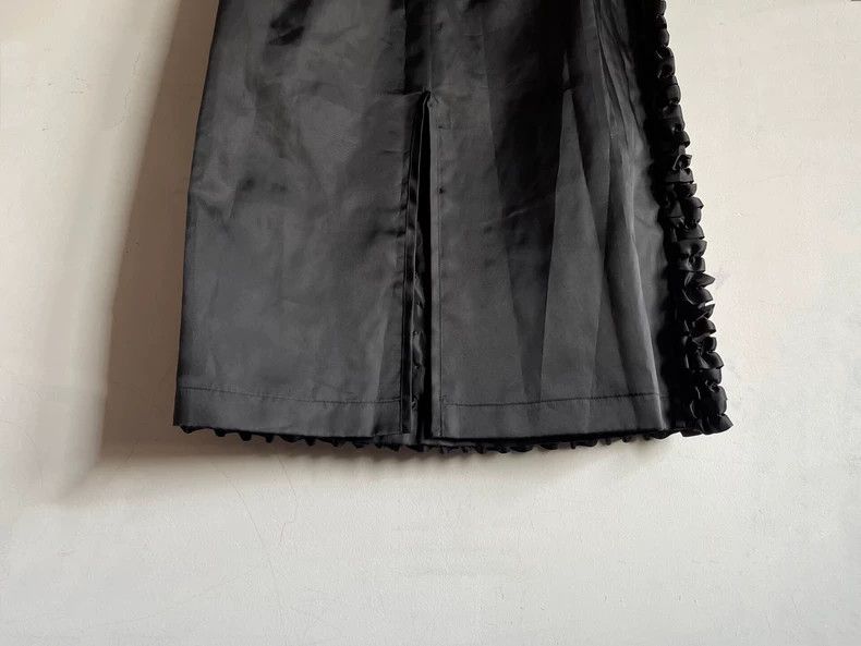 Comme des Garcons Comme des Garcons size M A long skirt with black ruffles a Size 23" - 6 Thumbnail