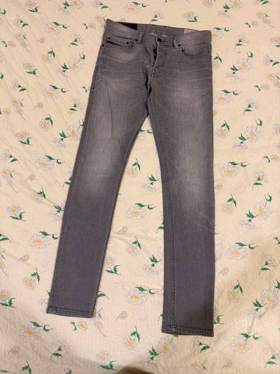 Diesel Diesel Buster Regular Slim-Tapered Stretch Mens Jeans Size US 30 / EU 46 - 1 Thumbnail