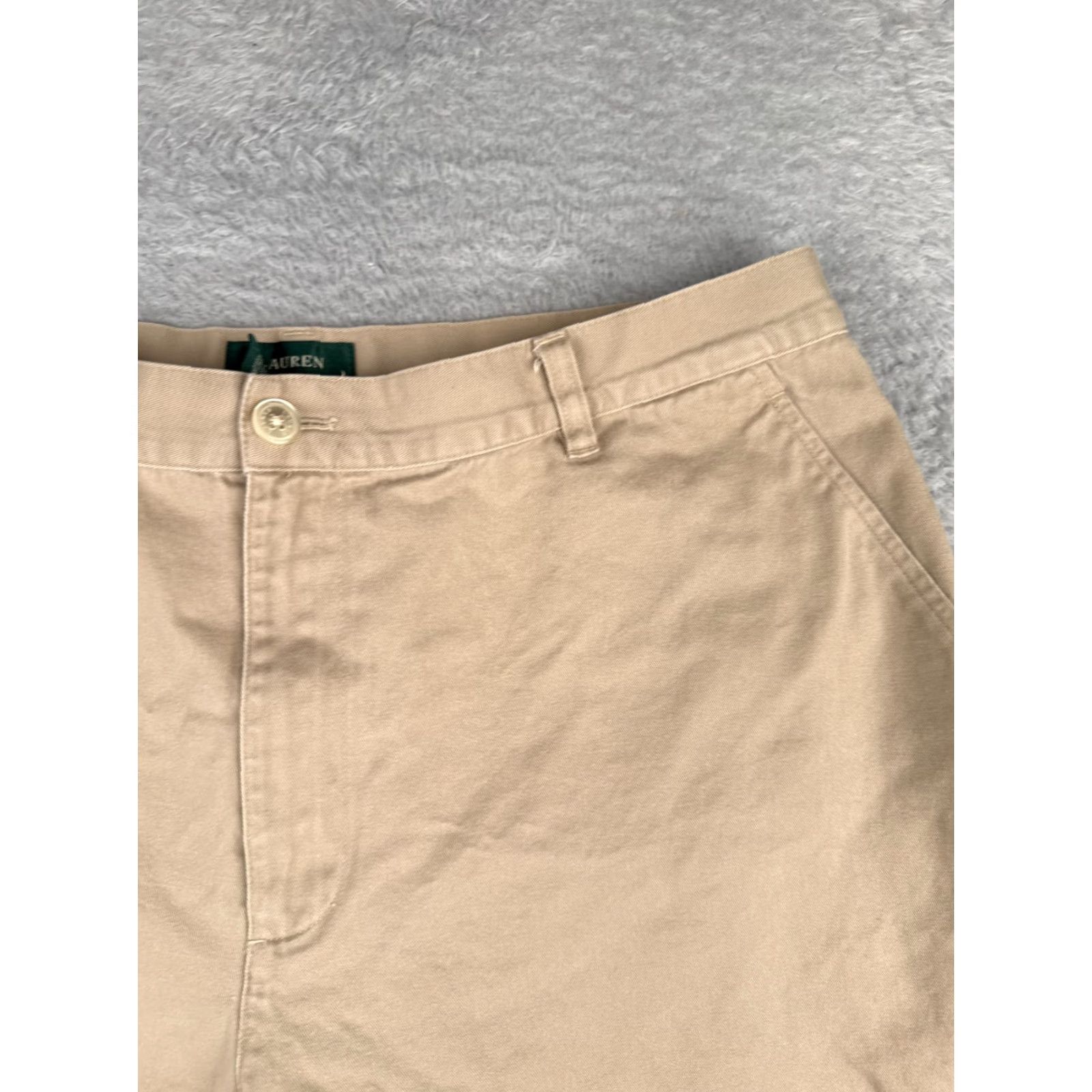 Ralph Lauren Lauren Ralph Lauren Shorts Women 18W Beige 100% Cotton Twill Chino Hiking Activewear 8in Inseam Size 40" / US 18 - 6 Thumbnail
