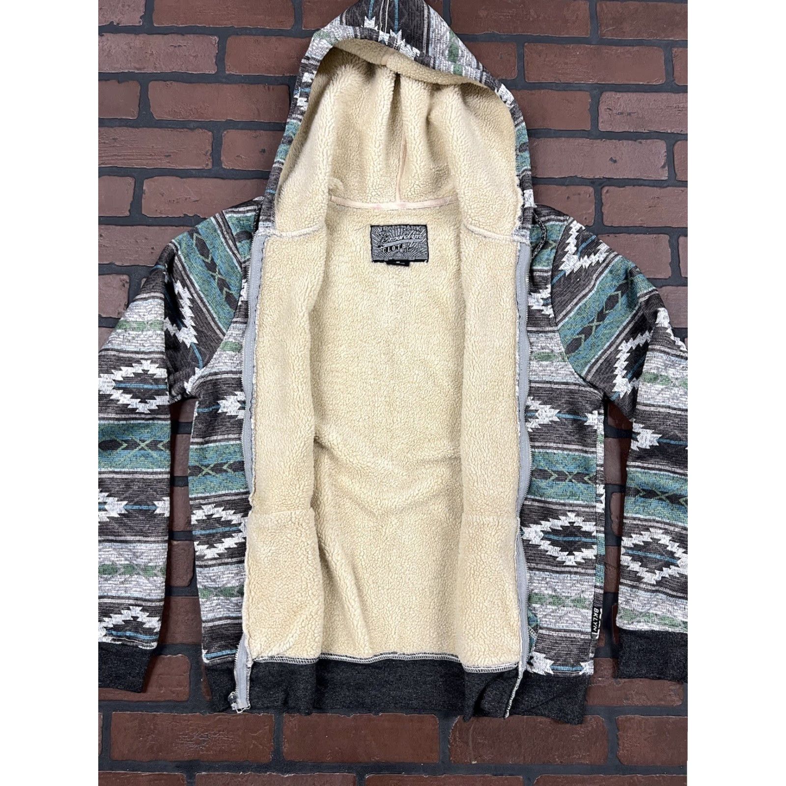 Vintage Brooklyn Clothing MFG Aztec Print Full Zip Hooded Jacket Men’s Medium Size US M / EU 48-50 / 2 - 3 Thumbnail