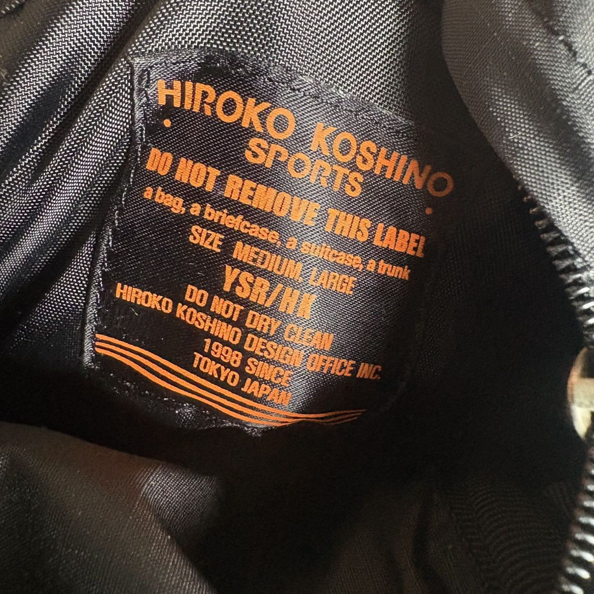 Hiroko Koshino Homme Vintage 90s Hiroko Koshino Sports Black Nylon Crossbody Bag Size ONE SIZE - 10 Thumbnail