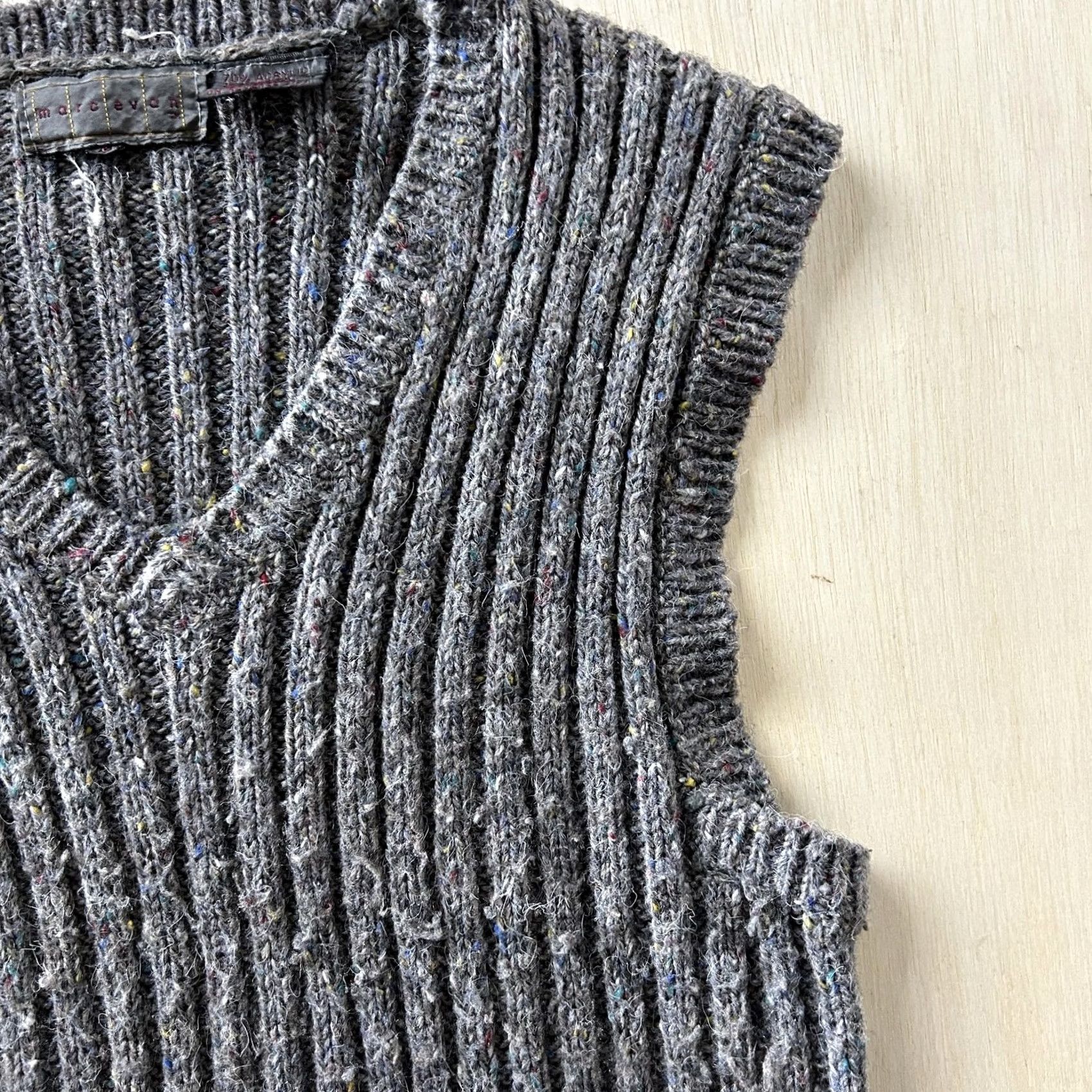 Vintage Vintage 90s Sweater Vest Womens Medium Gray Ribbed Knit Wool Blend V Neck Chunky Size M / US 6-8 / IT 42-44 - 2 Thumbnail
