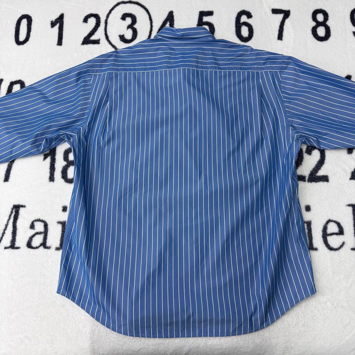 Balenciaga BALENCIAGA Blue & White Striped Shirt Q10 Size US XL / EU 56 / 4 - 2 Thumbnail