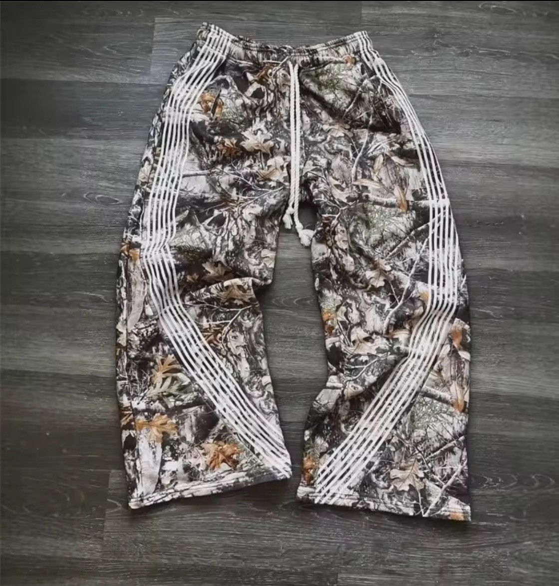 Other Baggy Y2k Camo sweatpants Size US 36 / EU 52 - 2 Thumbnail
