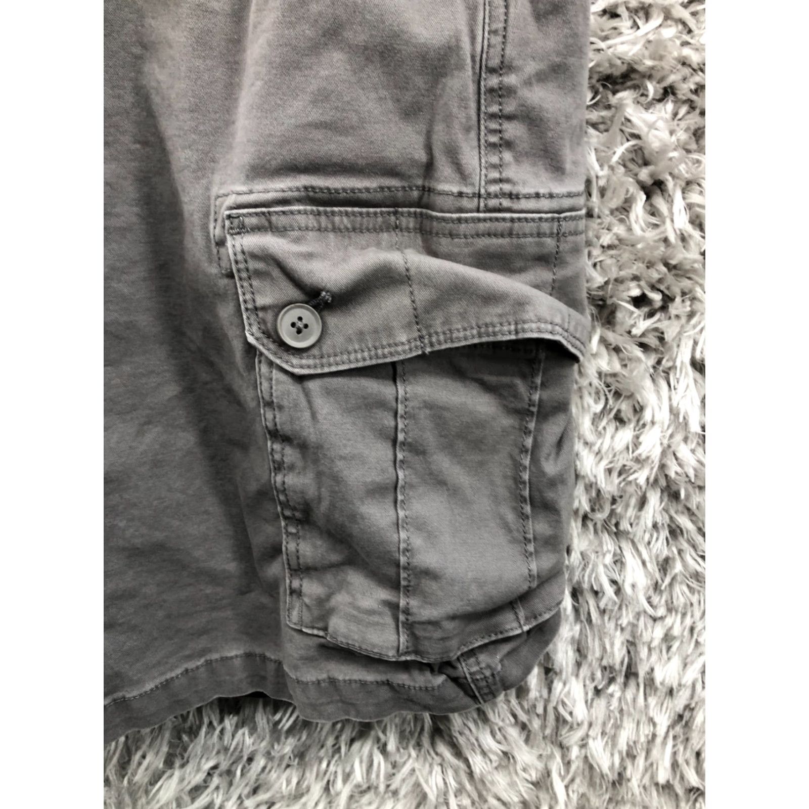 Vintage Sonoma Cargo Shorts Mens Size 40 Medium Wash Gray 5-Pocket Design Belt Loops Regular Front Flat Rise Mid 10 in Cotton Blend Size US 40 / EU 56 - 5 Thumbnail
