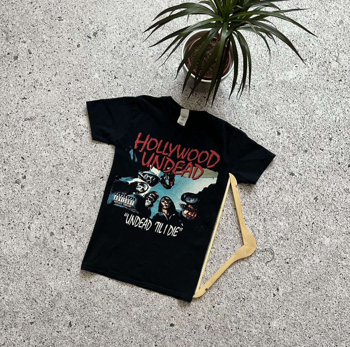 Band Tees × Vintage Vintage Hollywood Undead Undead Till I Die T-Shirt Size US S / EU 44-46 / 1 - 1 Thumbnail