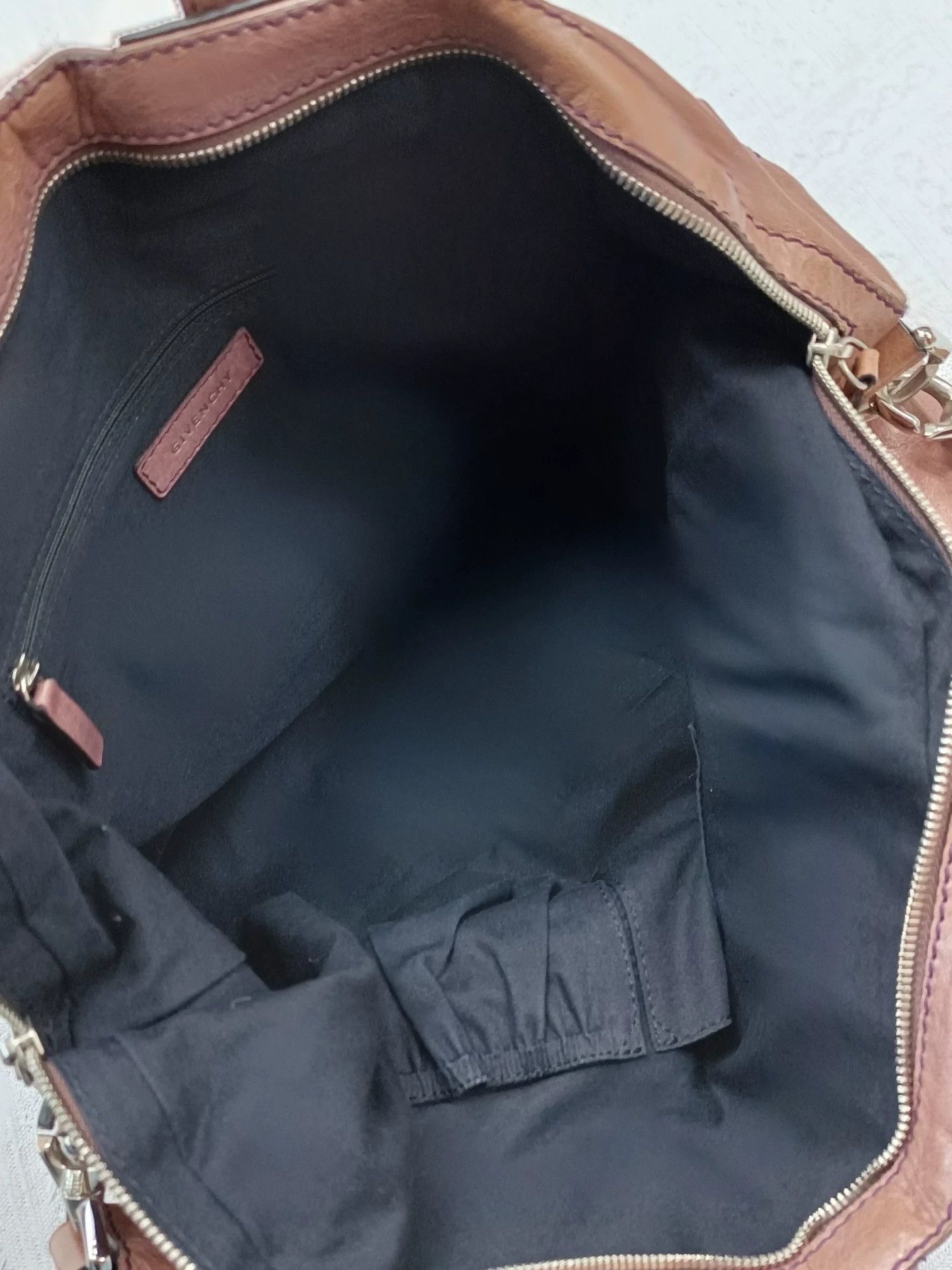 Givenchy Givenchy Handbag/Shoulder Bag 36cm Base Size ONE SIZE - 7 Thumbnail