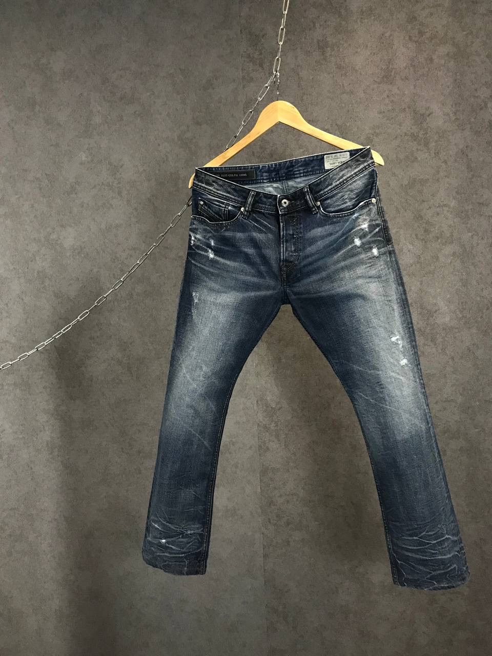 Diesel vintage distressed waykee jeans