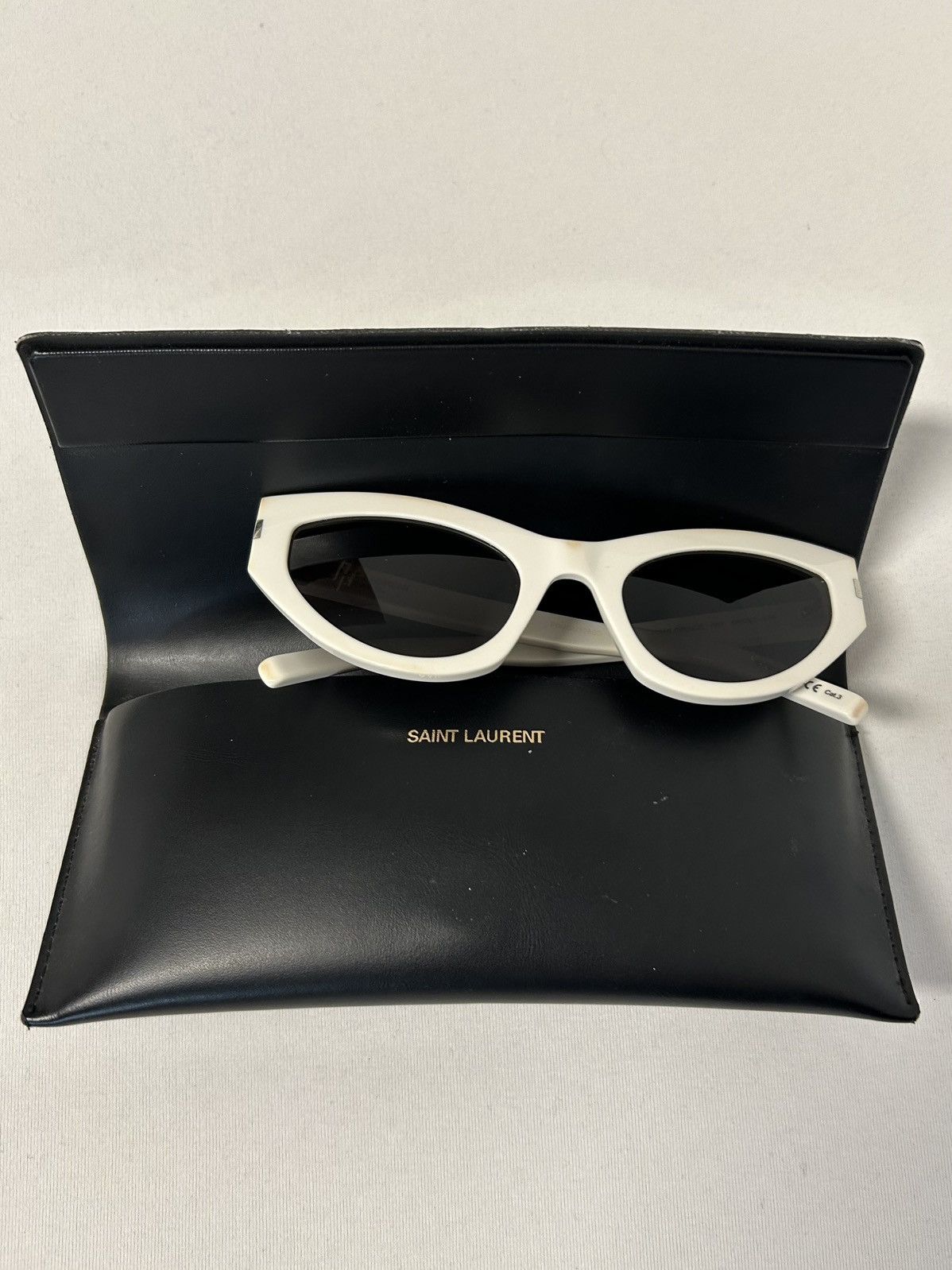 Saint Laurent Paris SL 215 GRACE Cat-Eye Sunglasses Size ONE SIZE - 6 Thumbnail
