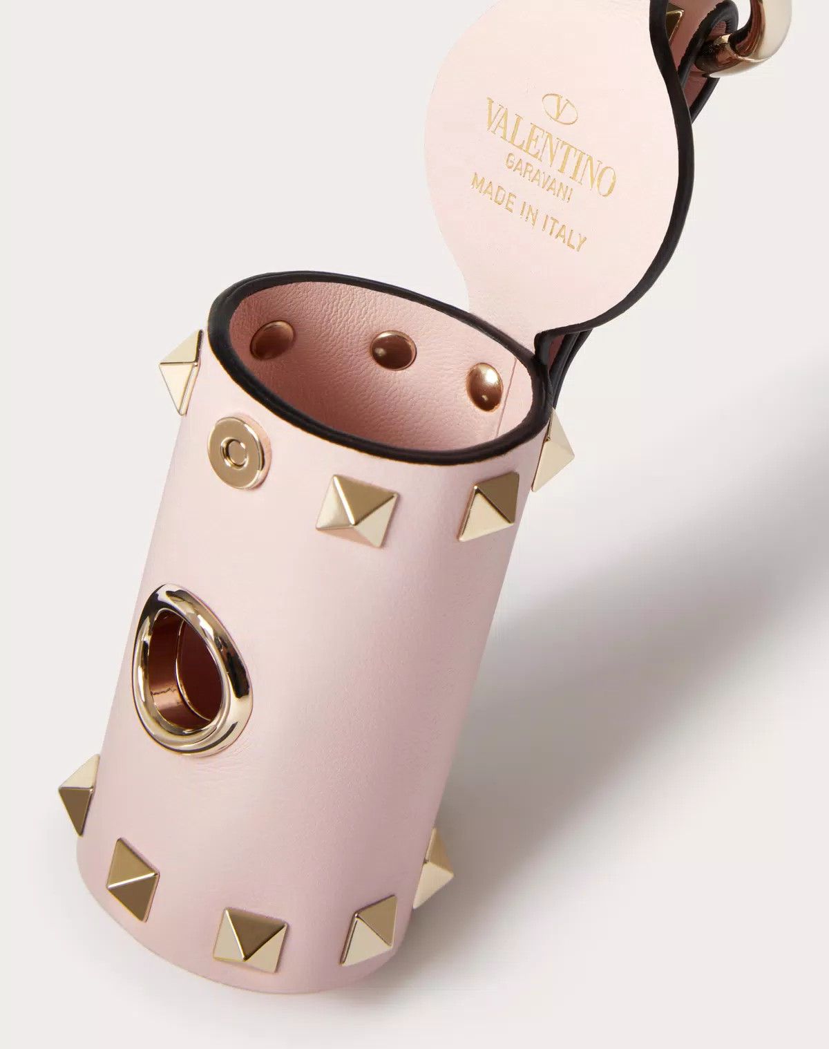 Valentino o1s1wg110426 Size: OS / Rockstud Pet Waste Bag Holder Pink Size ONE SIZE - 4 Thumbnail