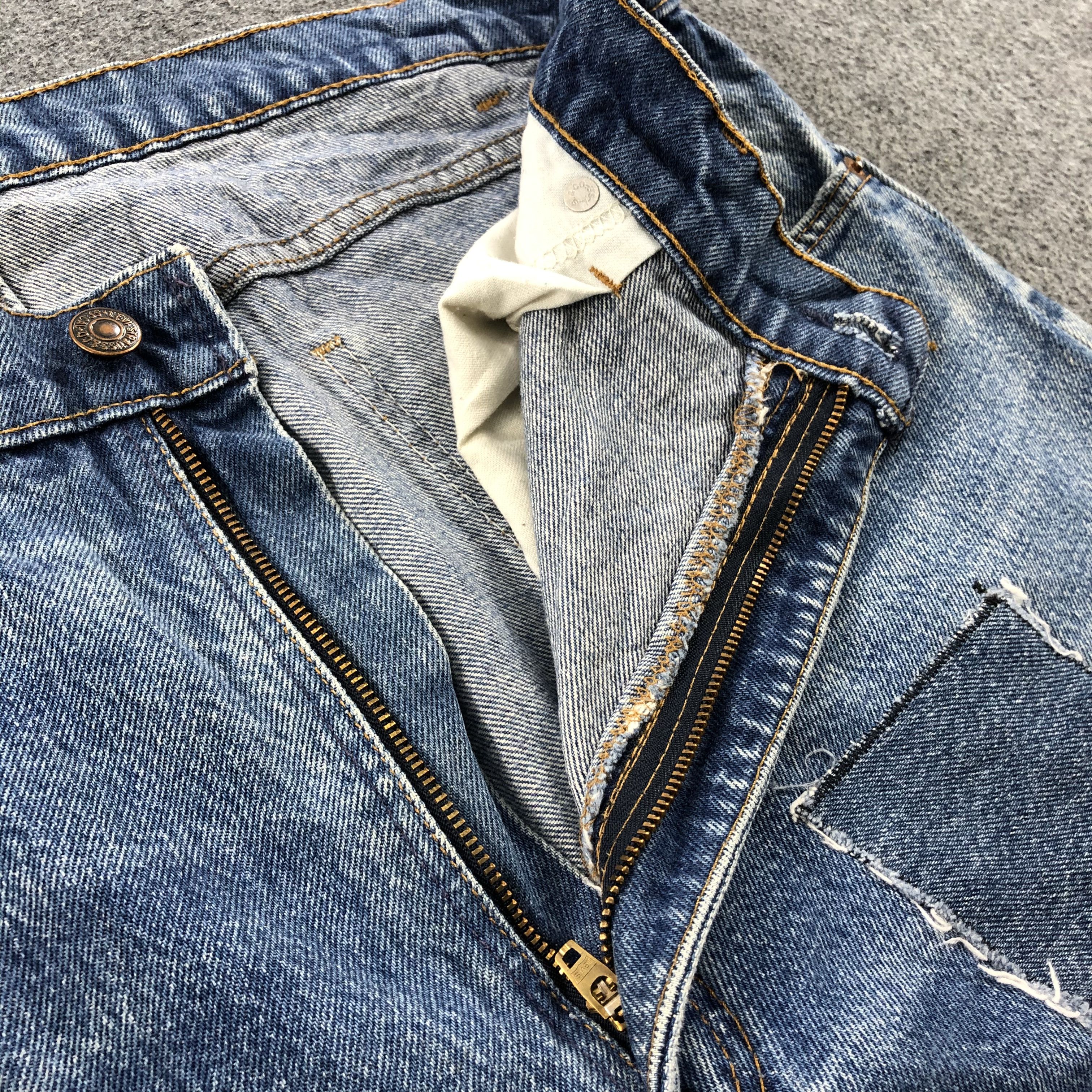 Levi's × Vintage Vintage 90s Blue Wash Levis 505 Jeans-JM1748 Size US 37 - 7 Thumbnail