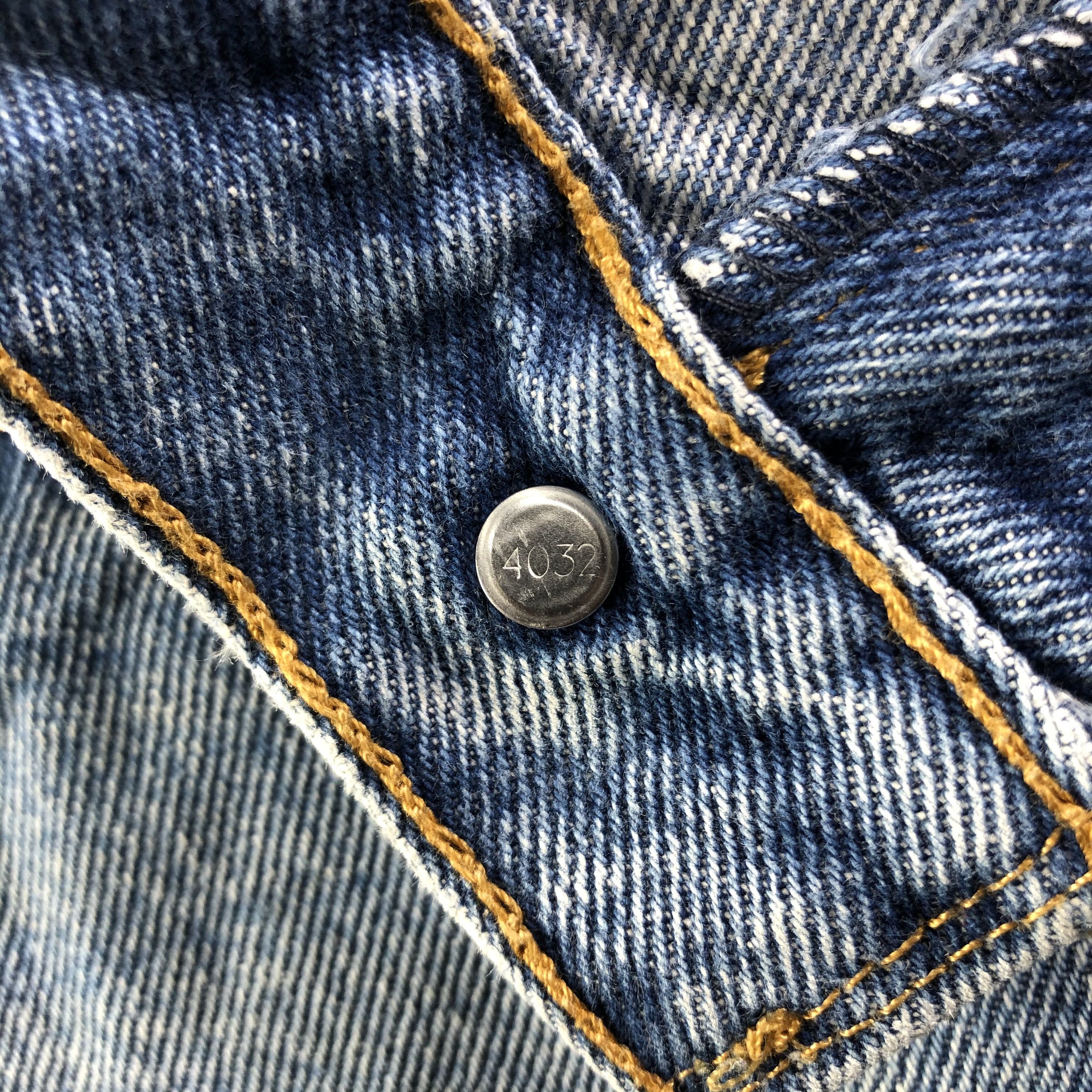 Levi's Vintage Blue Wash Levis 550 Jeans-J3246 Size US 31 - 11 Thumbnail
