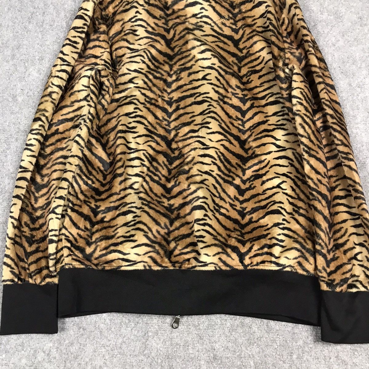 If Six Was Nine × Japanese Brand × Le Grande Bleu (L.G.B.) JAPANESE STYLE FUR HOODIES TIGER STYLE JACKET Size US M / EU 48-50 / 2 - 11 Thumbnail